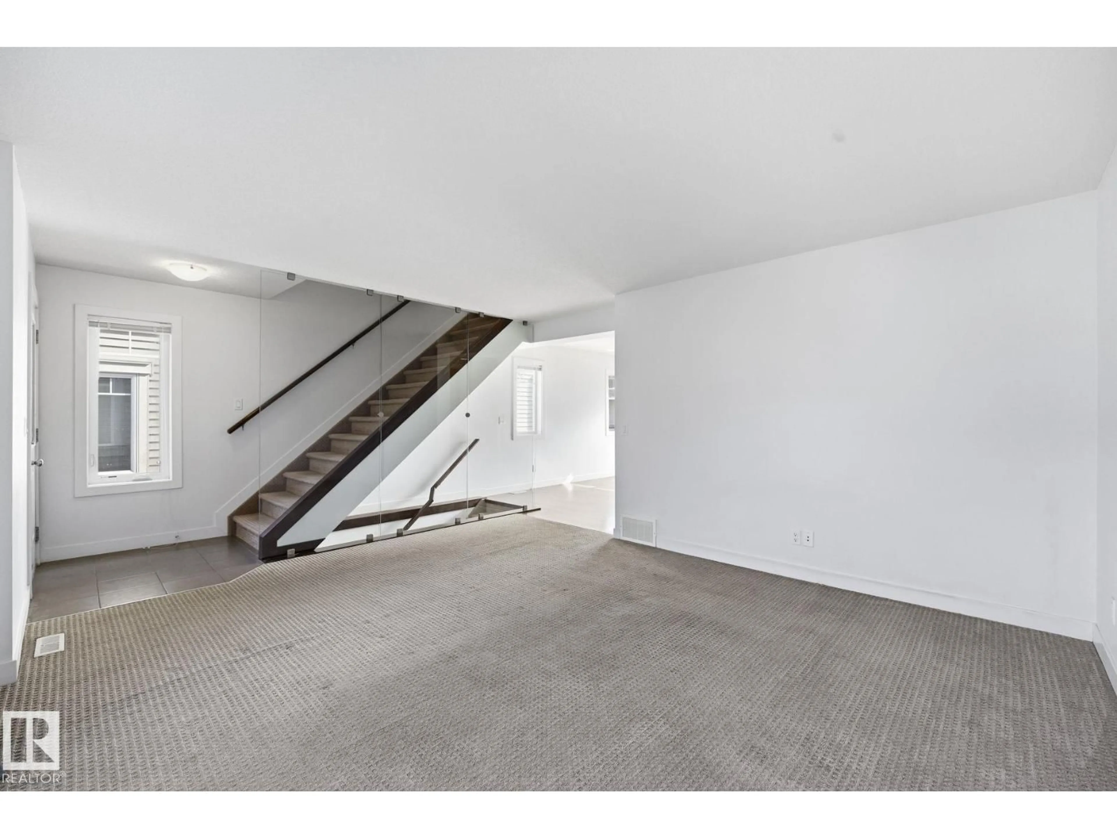 Unknown for 18 - 13810 166 AV, Edmonton Alberta T6V0K4