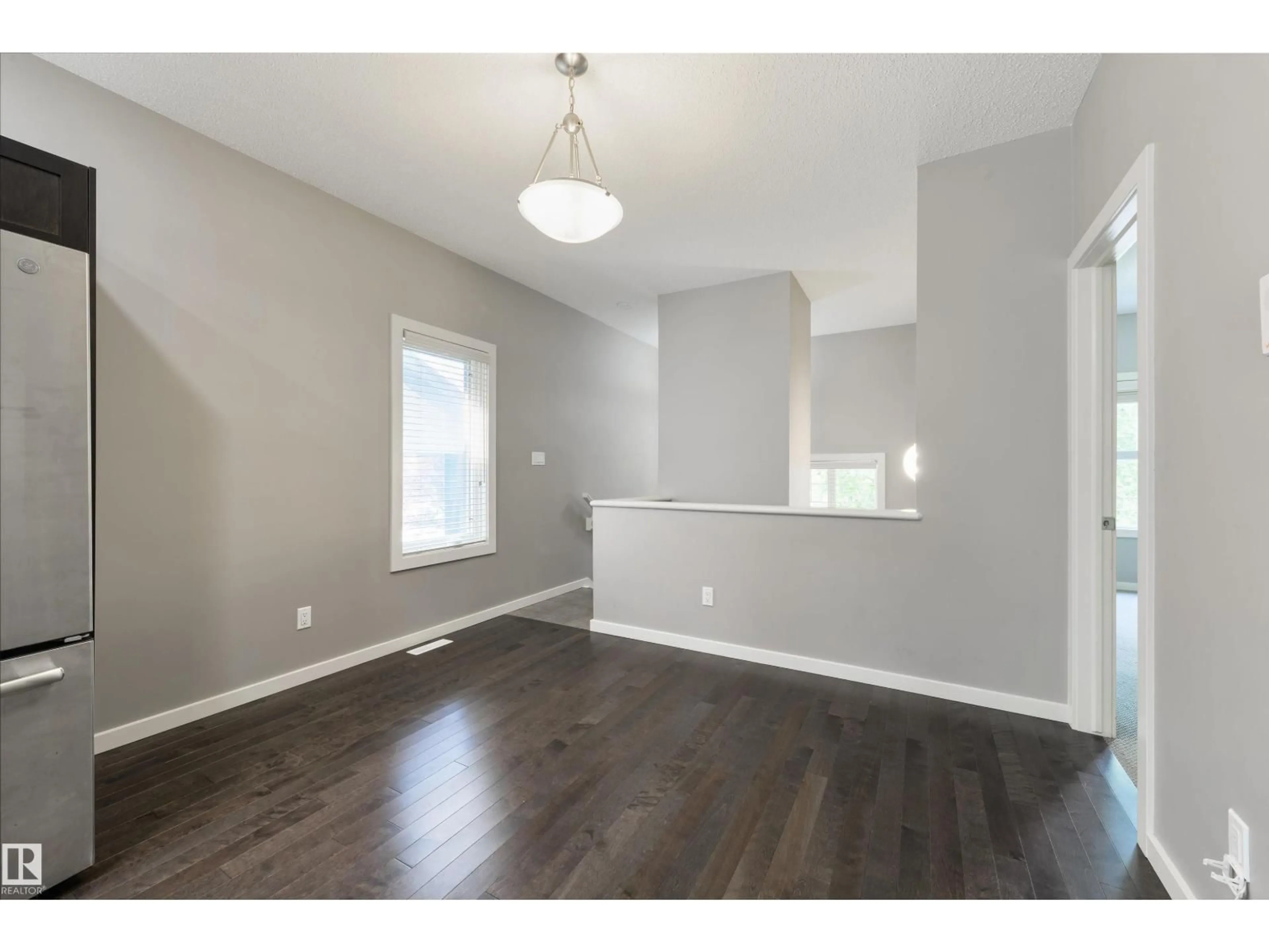 Unknown for 7058 CARDINAL WY, Edmonton Alberta T6W1Z2