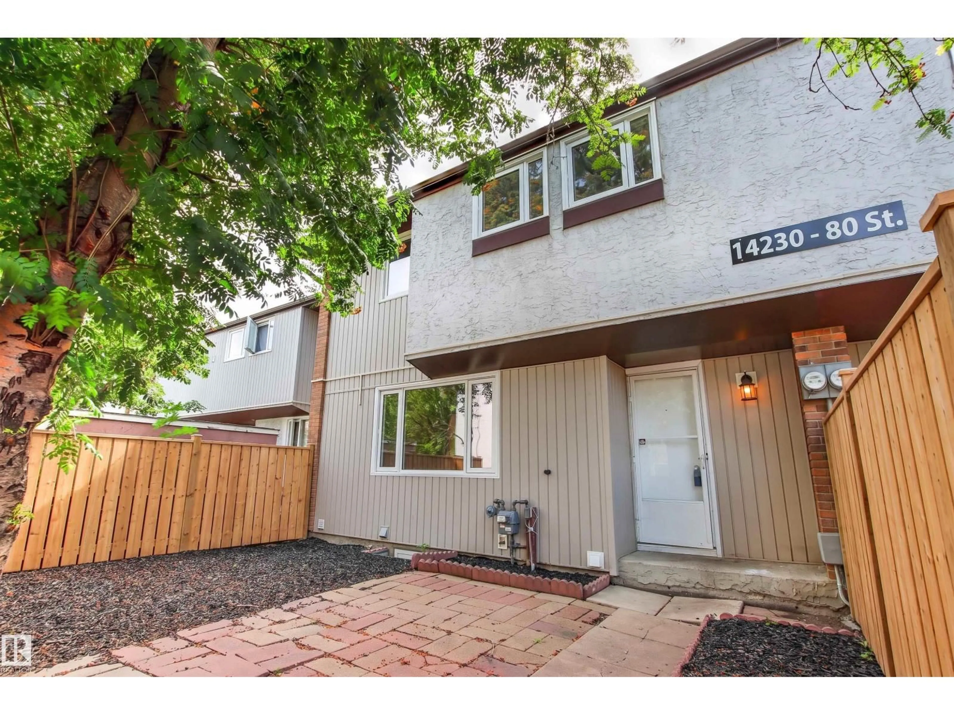 Unknown for #9 - 14230 80 ST, Edmonton Alberta T5C1L6