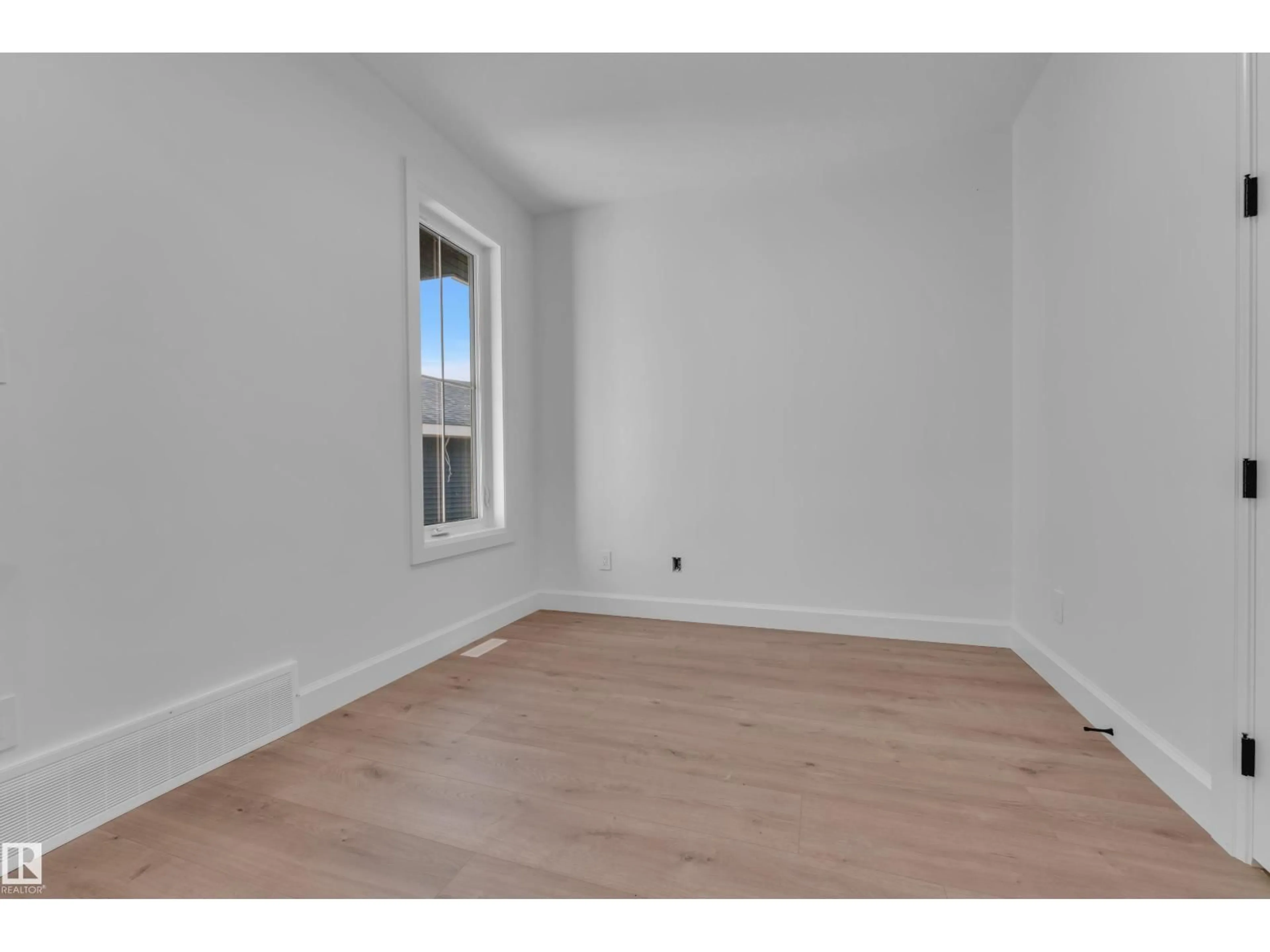 A pic of a room for 51 MEADOWGROVE LANE, Spruce Grove Alberta T7X0W2