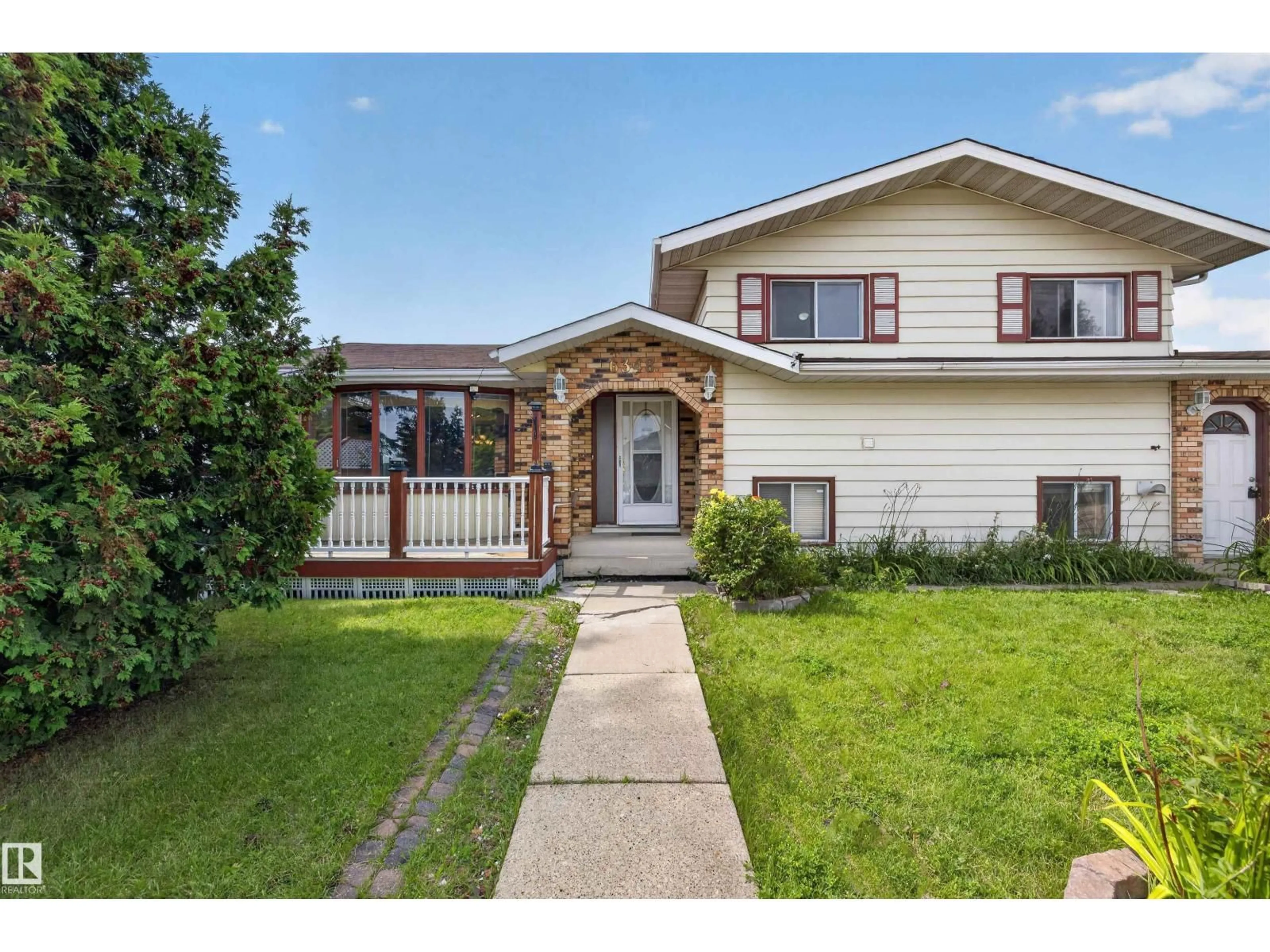 Home with vinyl exterior material, street for 6348 34A AV, Edmonton Alberta T6L1E4