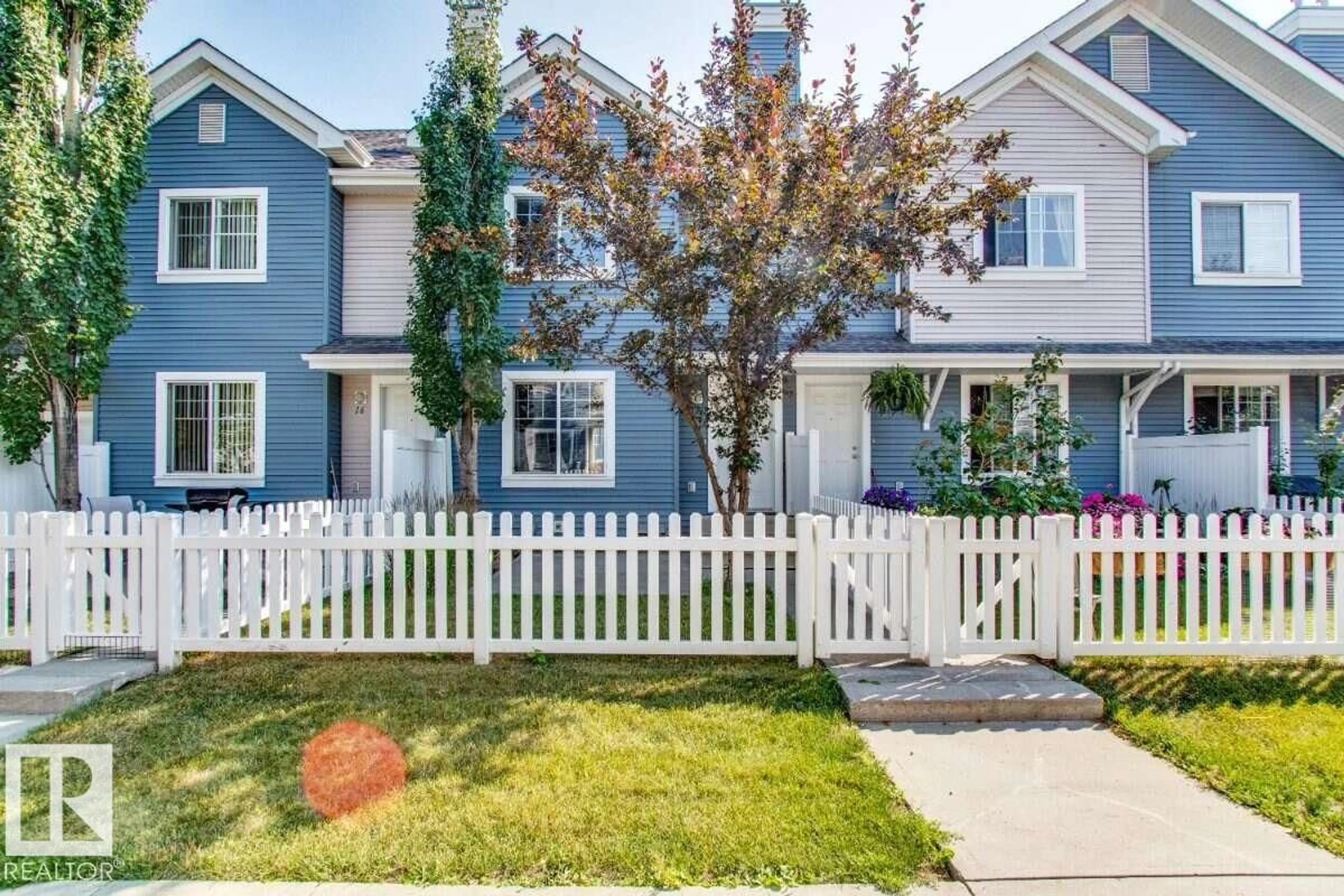 Unknown for 15 - 8304 11 AV, Edmonton Alberta T6X1J8