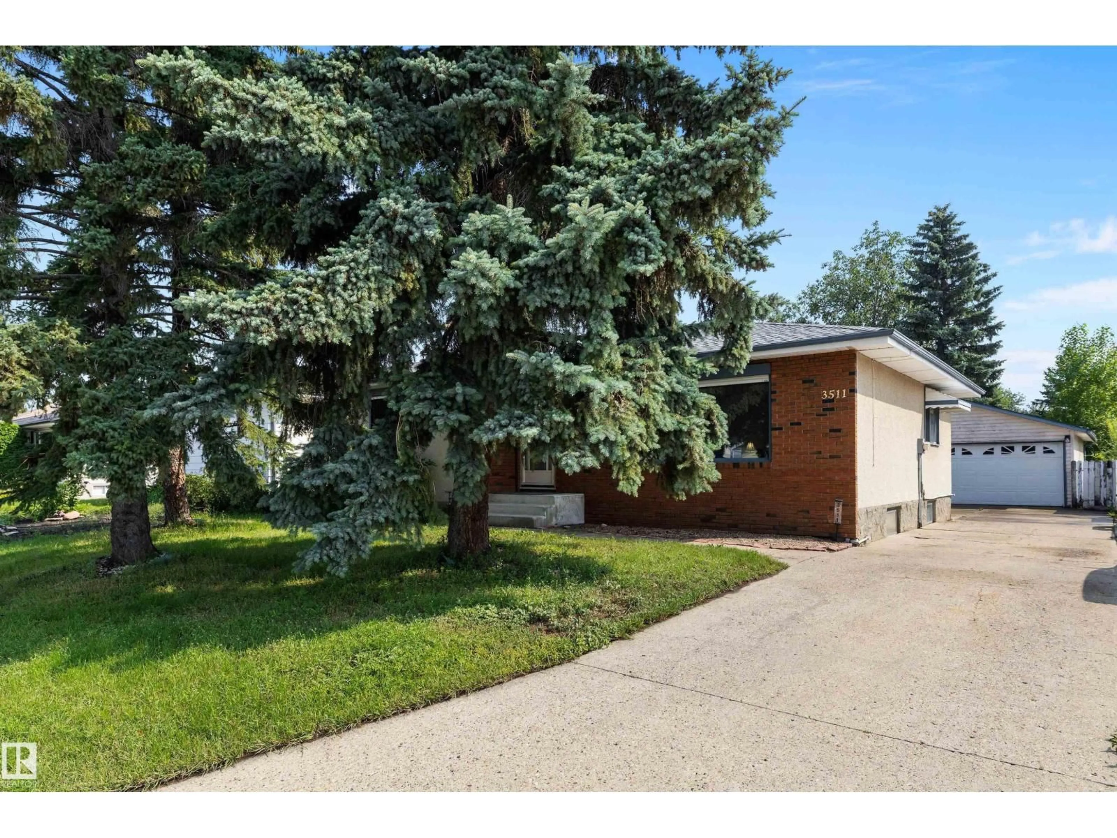 Unknown for 3511 73 ST, Edmonton Alberta T6K0M2