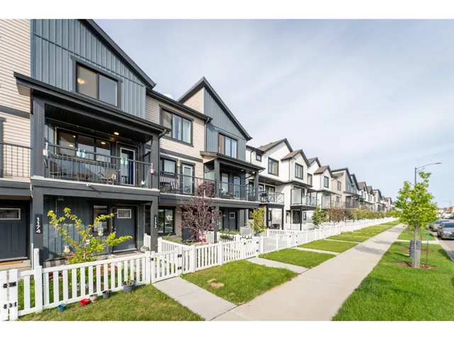 1172 ASTER BOULEVARD, Edmonton 2