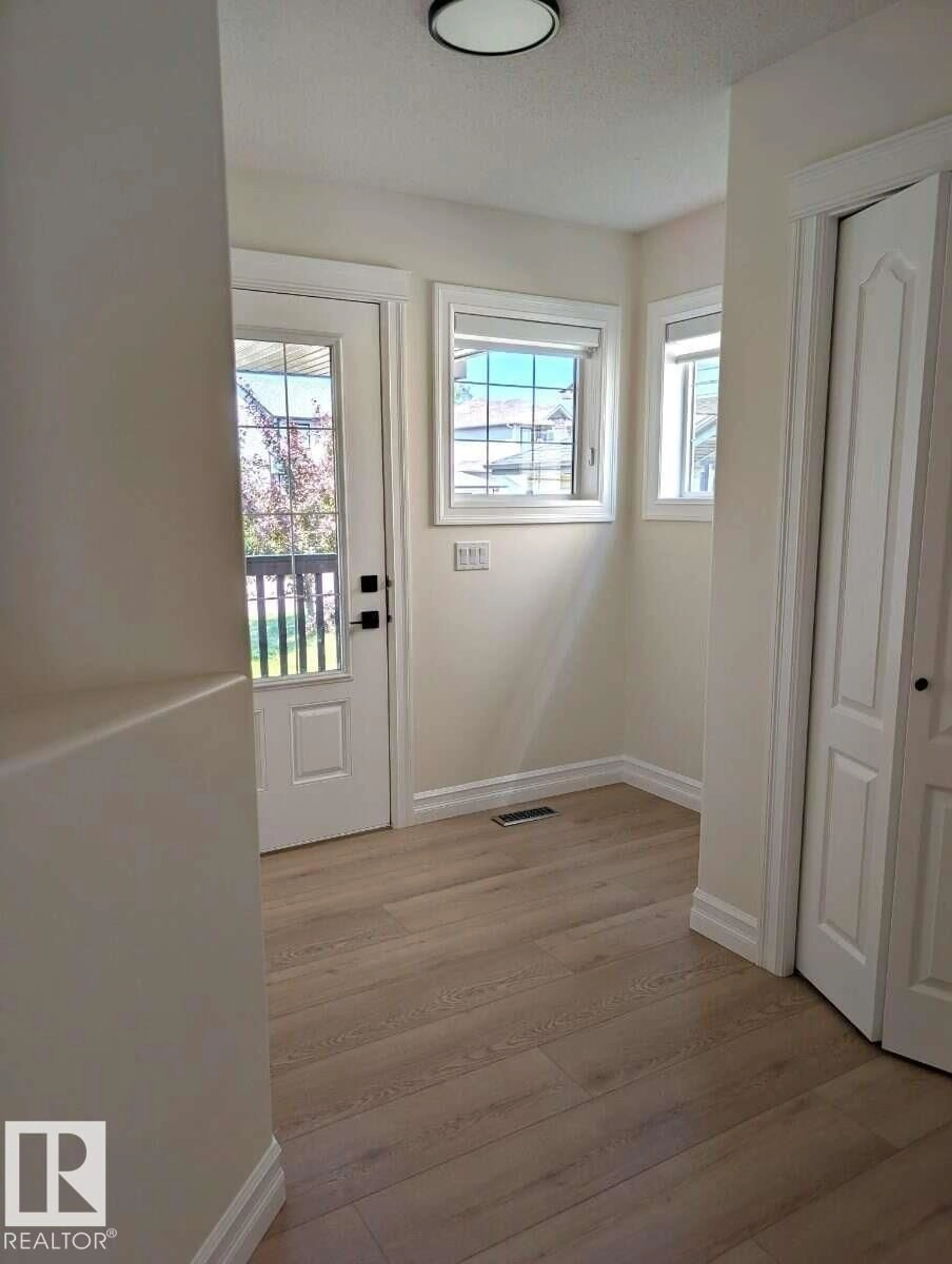 Unknown for 1236 WESTERRA CR, Stony Plain Alberta T7Z0B2