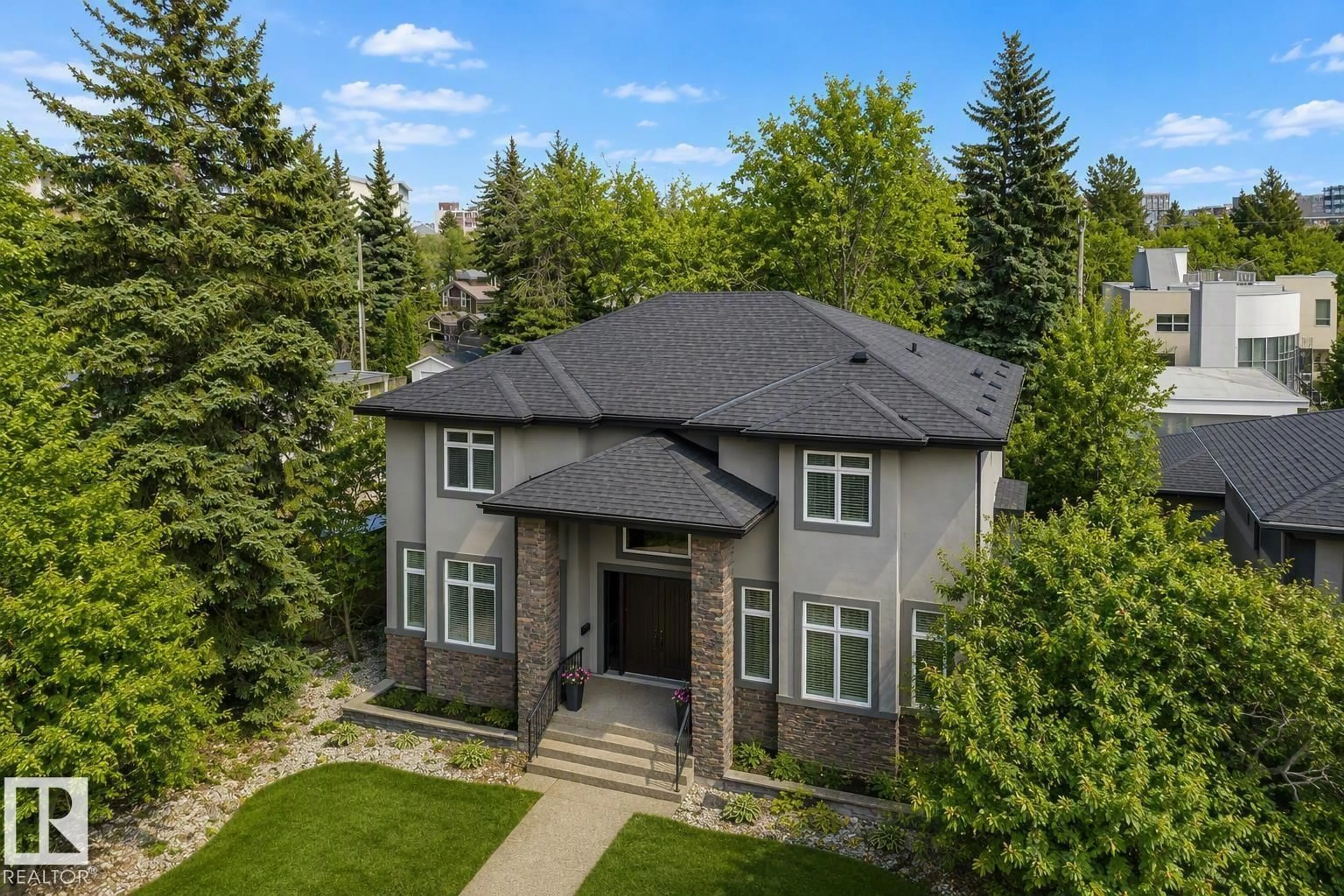 A pic from outside/outdoor area/front of a property/back of a property/a pic from drone, street for 8927 120 ST, Edmonton Alberta T6J1X6