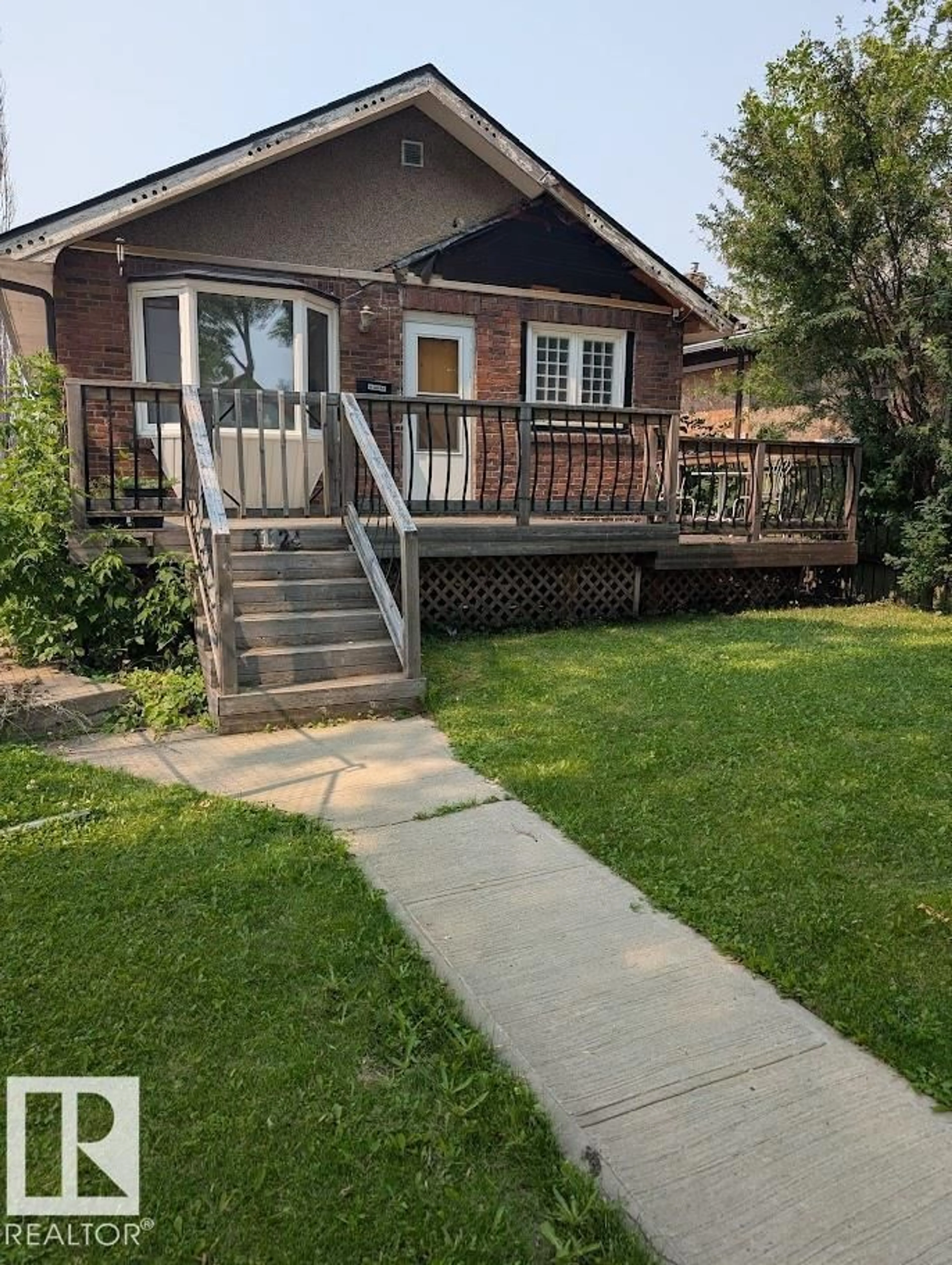 Unknown for NW - 11124 97 ST, Edmonton Alberta T5G1W8