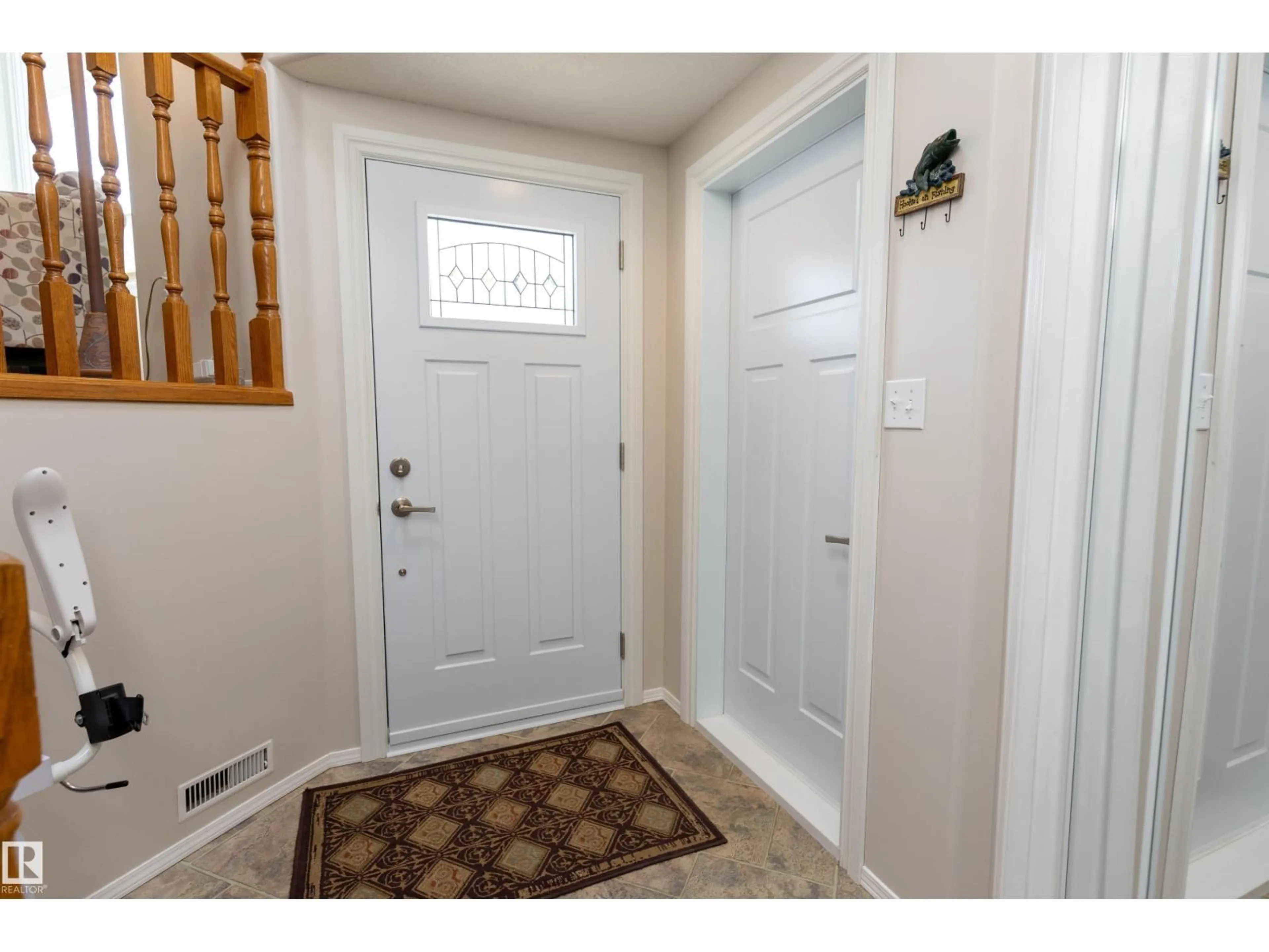 Indoor entryway for 13 ORION CL, St. Albert Alberta T8N6G2