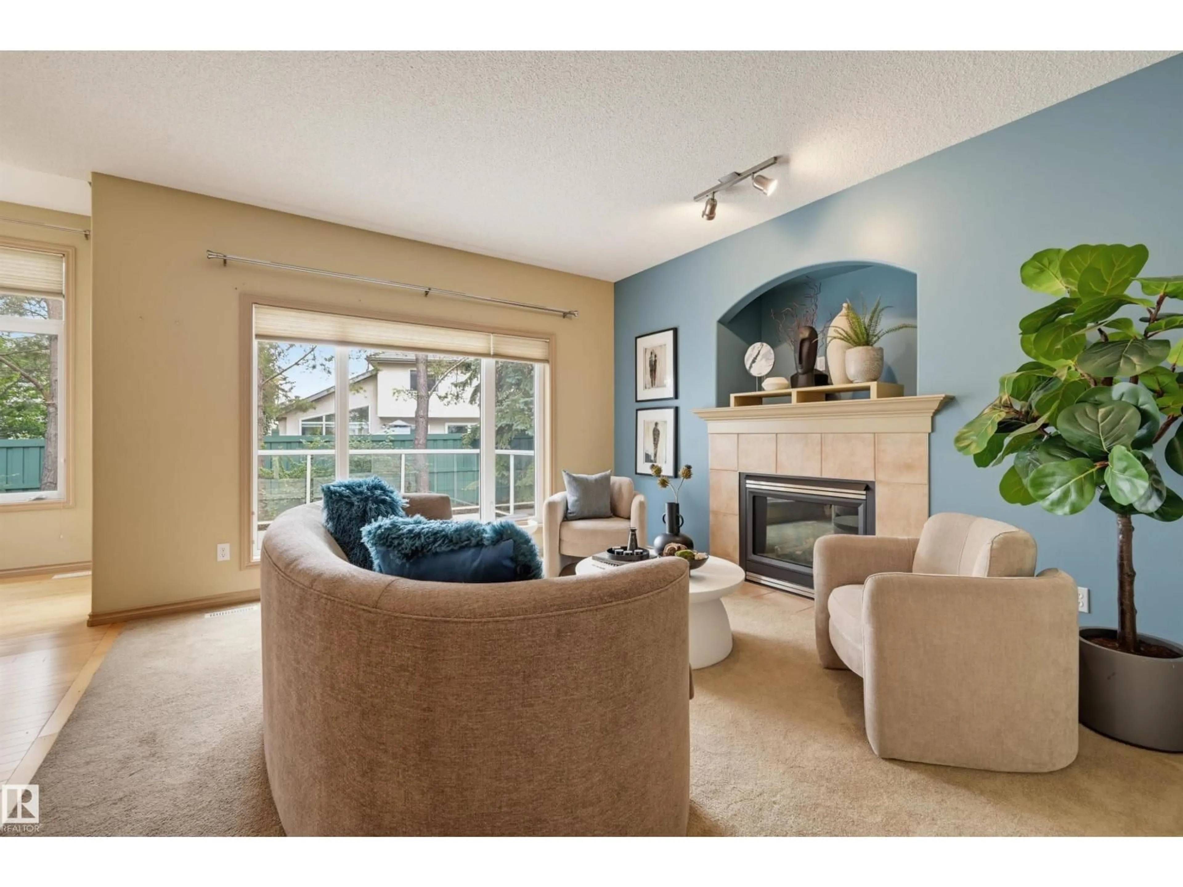 Living room with furniture, unknown for 708 HALIBURTON CR, Edmonton Alberta T6R2X5