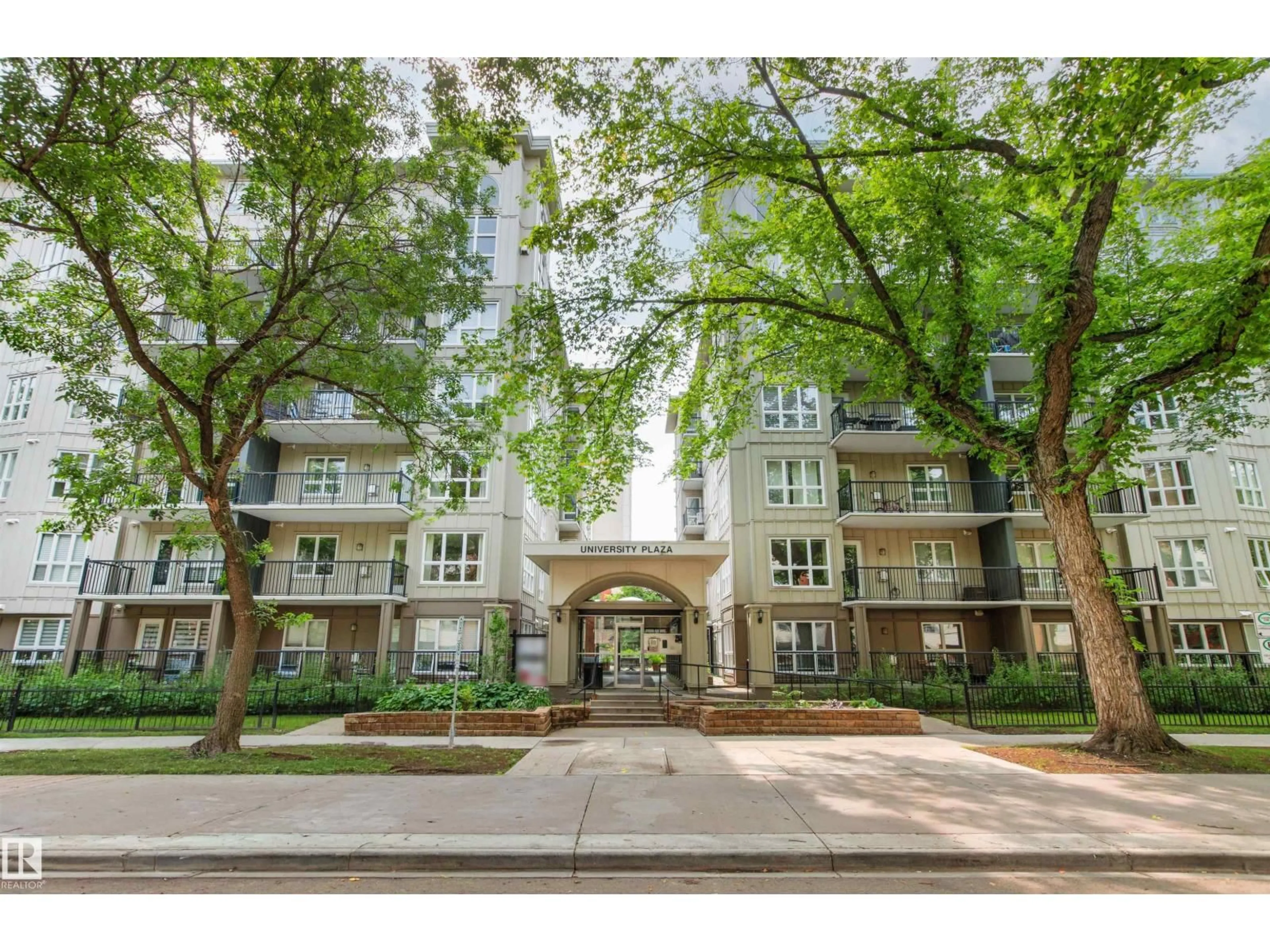 Unknown for #404 - 11103 84 AV NW, Edmonton Alberta T6G2X4
