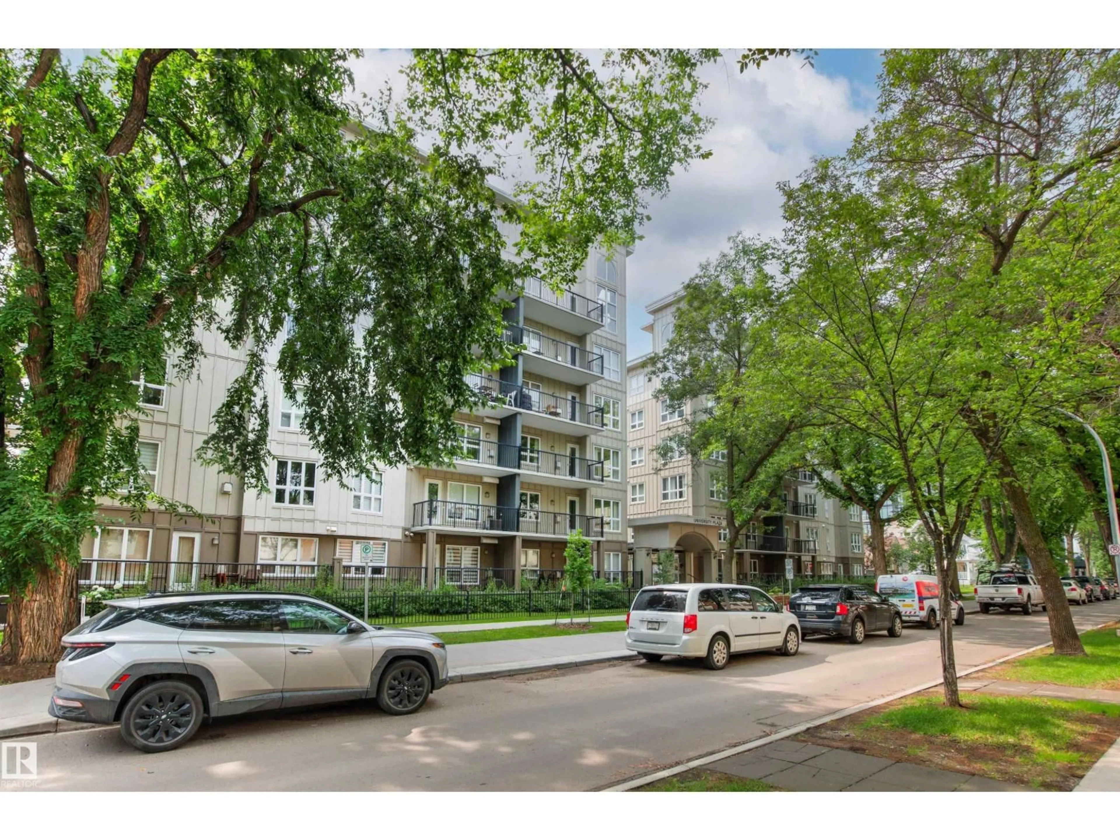 Unknown for #404 - 11103 84 AV NW, Edmonton Alberta T6G2X4