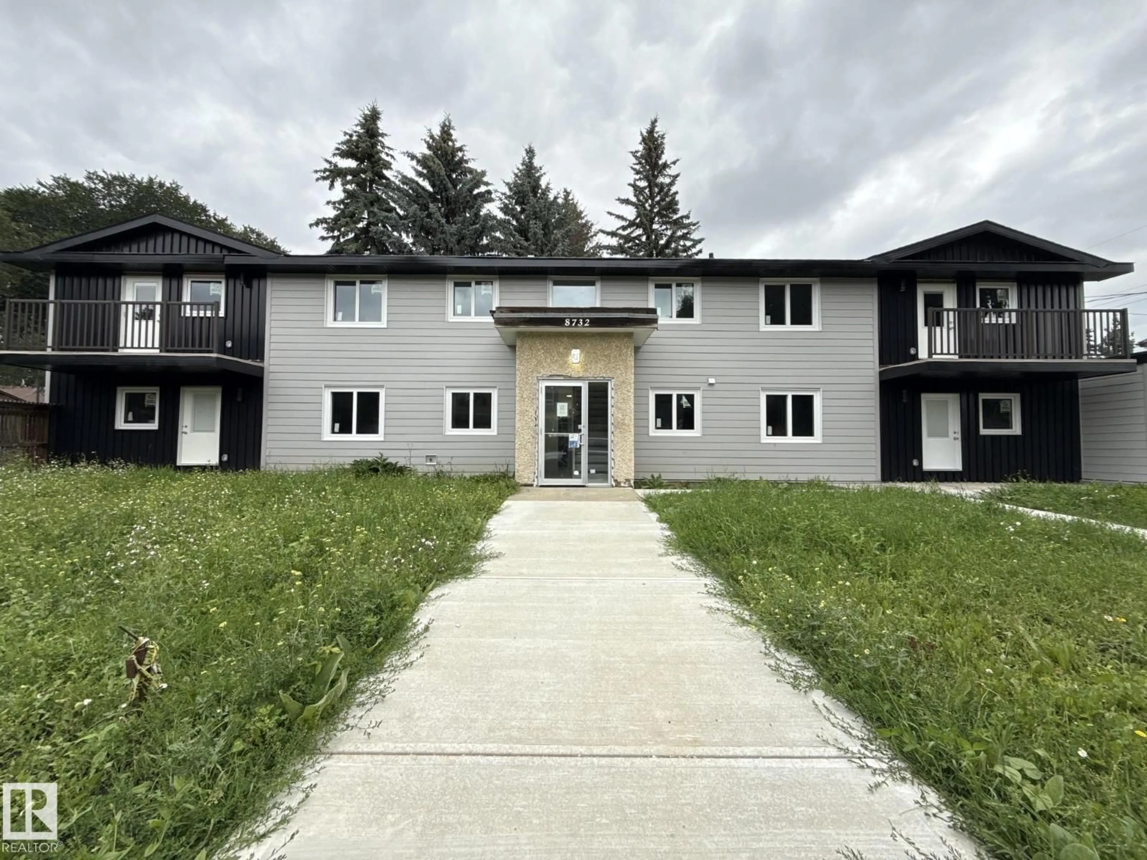 A pic from outside/outdoor area/front of a property/back of a property/a pic from drone, building for 8732 101 AV, Edmonton Alberta T5H0A9
