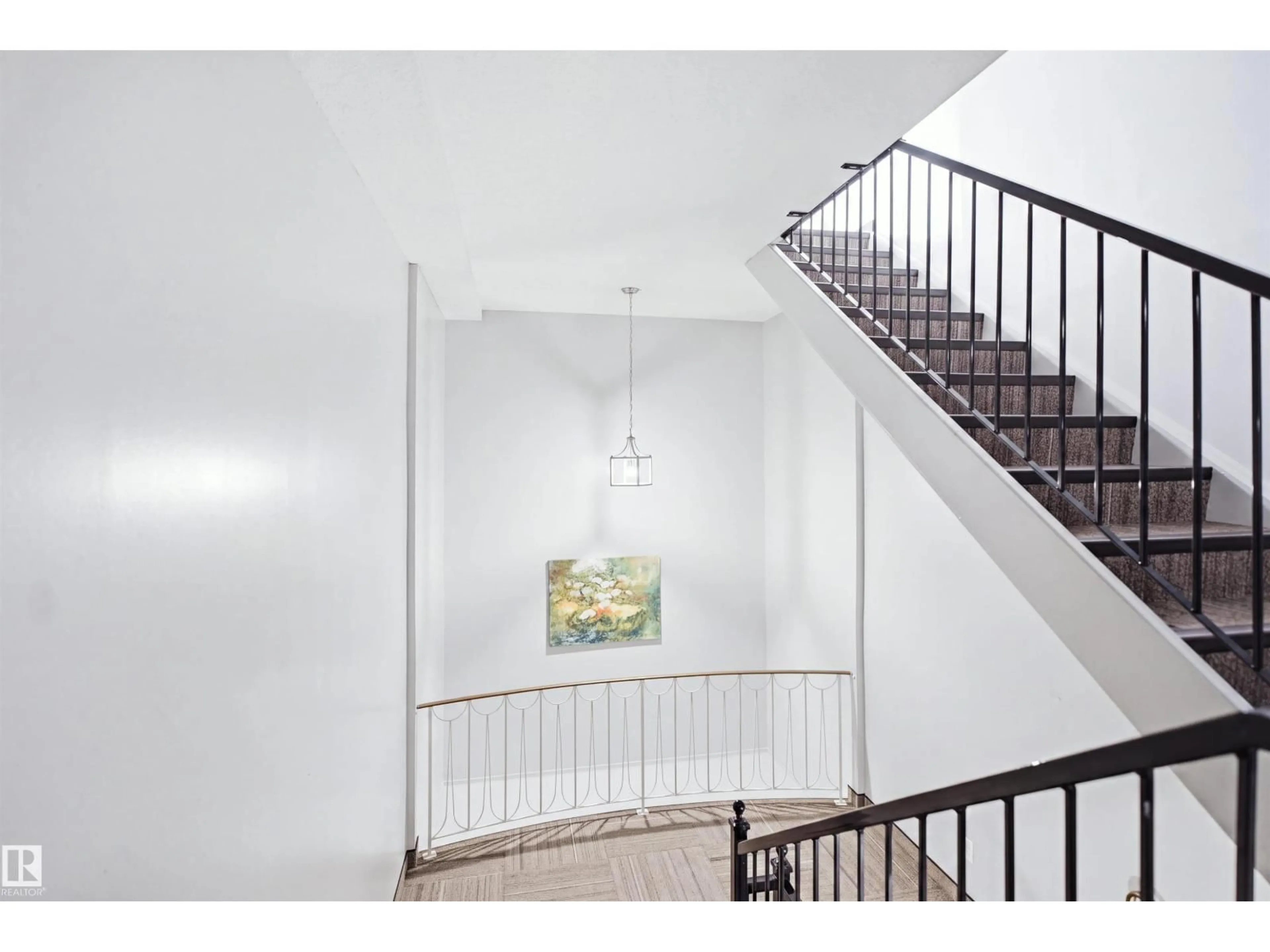 Indoor foyer for 7825 159 STREET, Edmonton Alberta T5R2E1