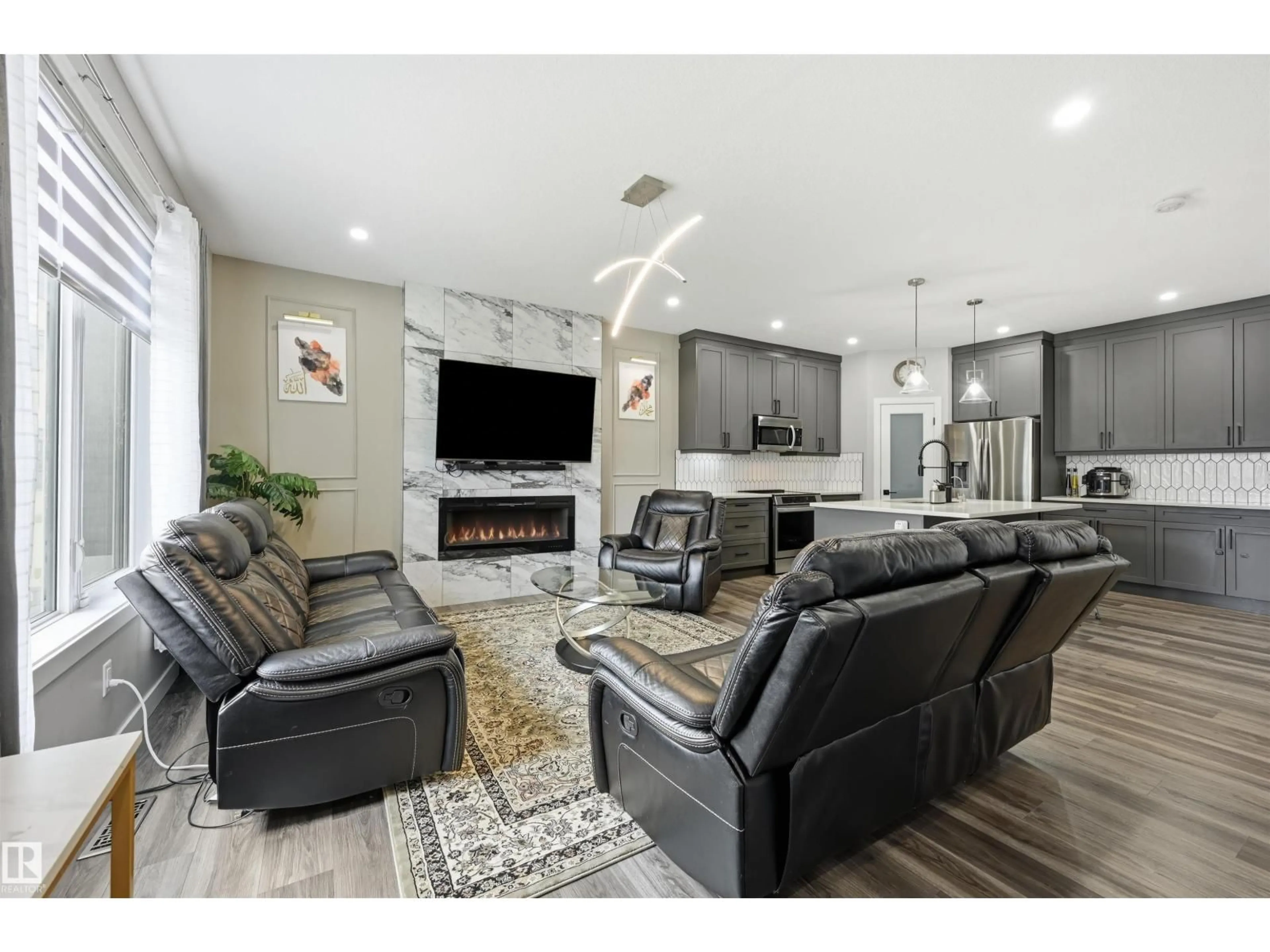 Living room with furniture, unknown for 3 PENN PL, Spruce Grove Alberta T7X0R3