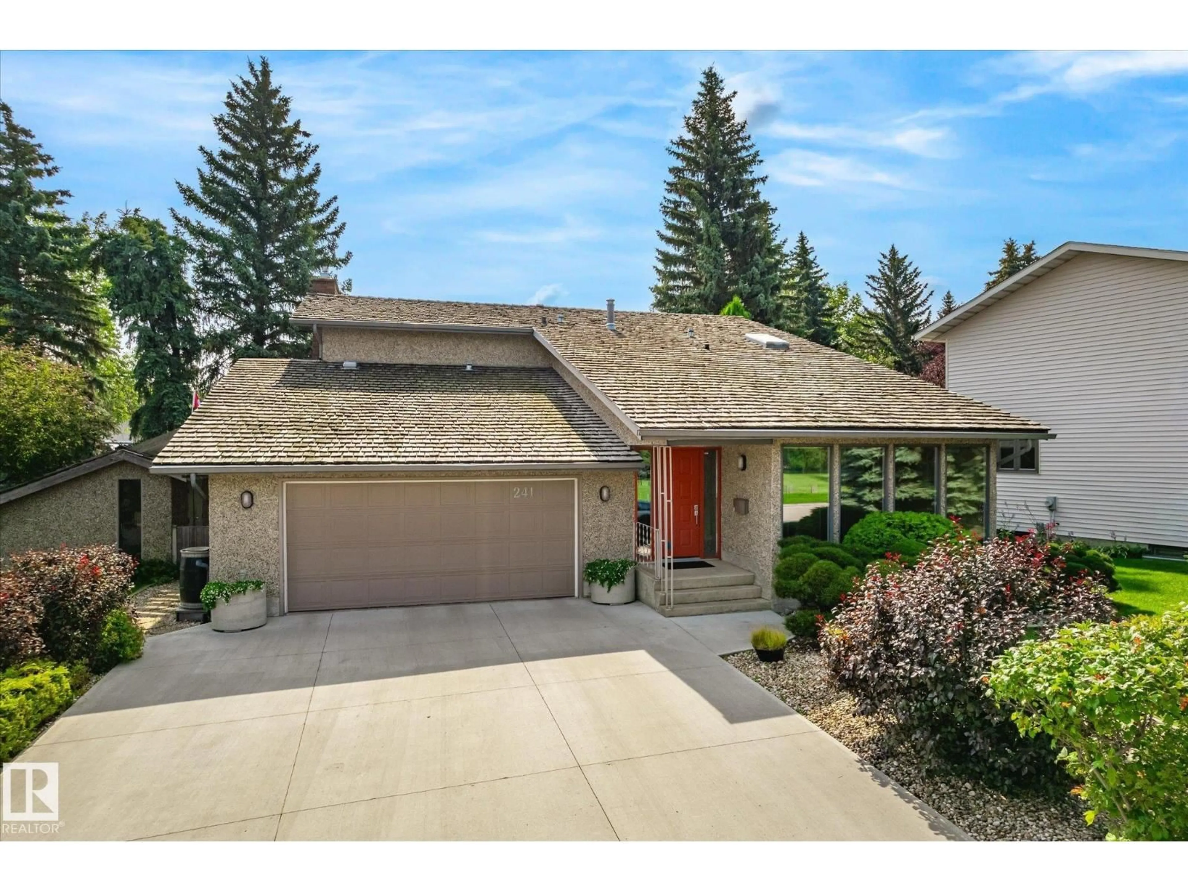 Unknown for 241 GREENOCH CR, Edmonton Alberta T6L1W6
