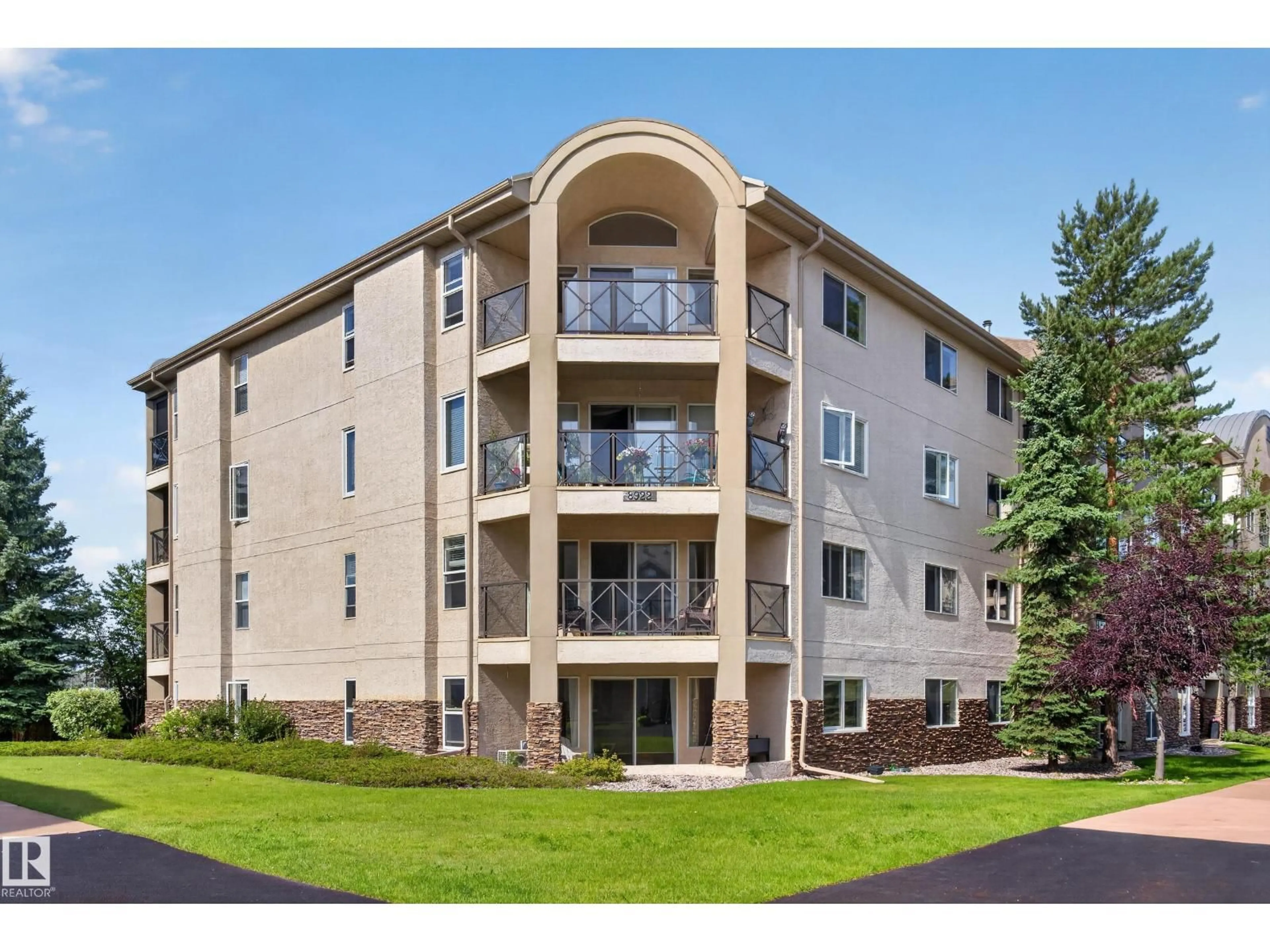 Unknown for 411 - 8922 156 ST NW, Edmonton Alberta T5R5Z3