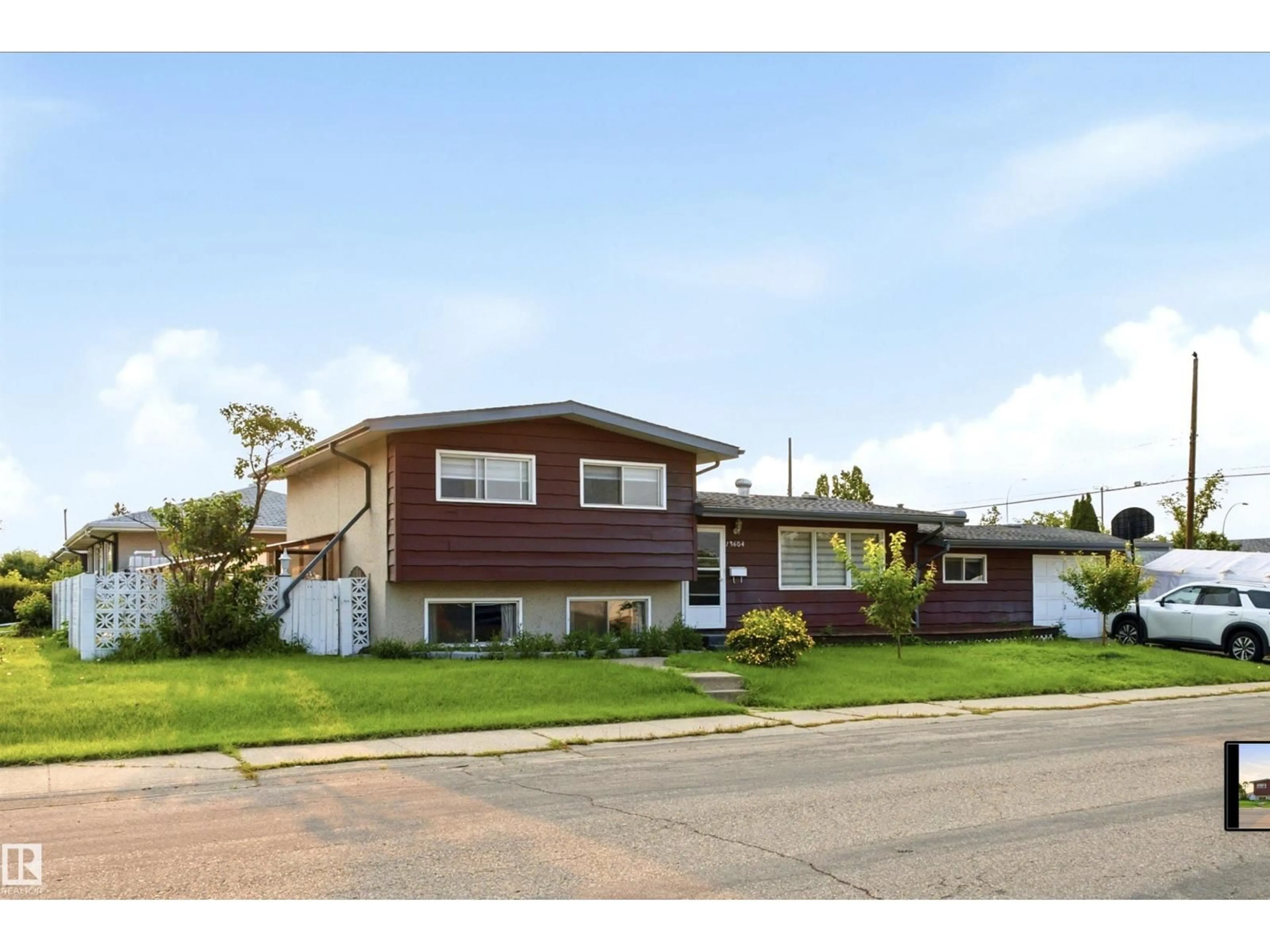 Home with vinyl exterior material, street for 13604 90A ST NW, Edmonton Alberta T5E3N8