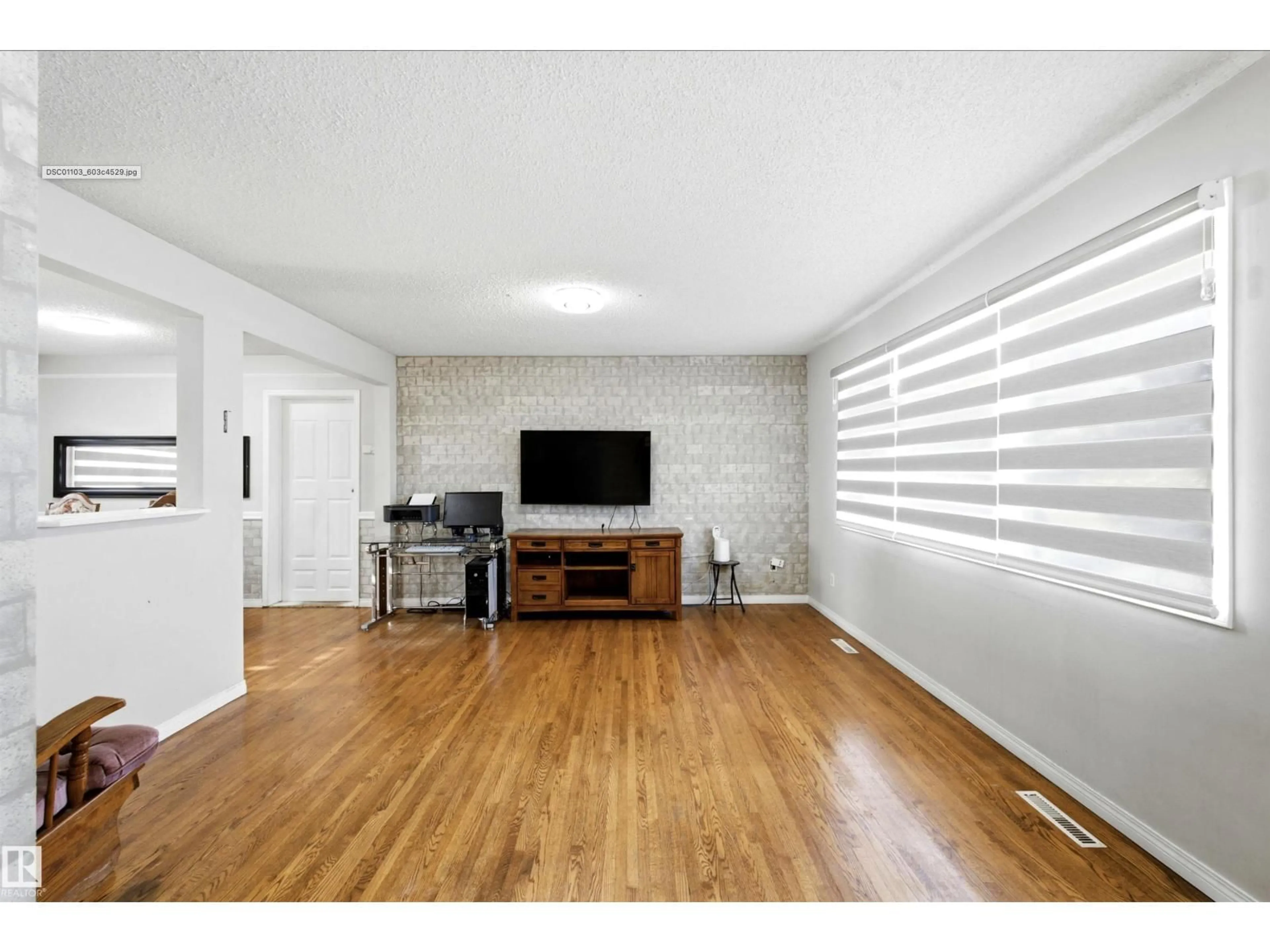 Unknown for 13604 90A ST NW, Edmonton Alberta T5E3N8