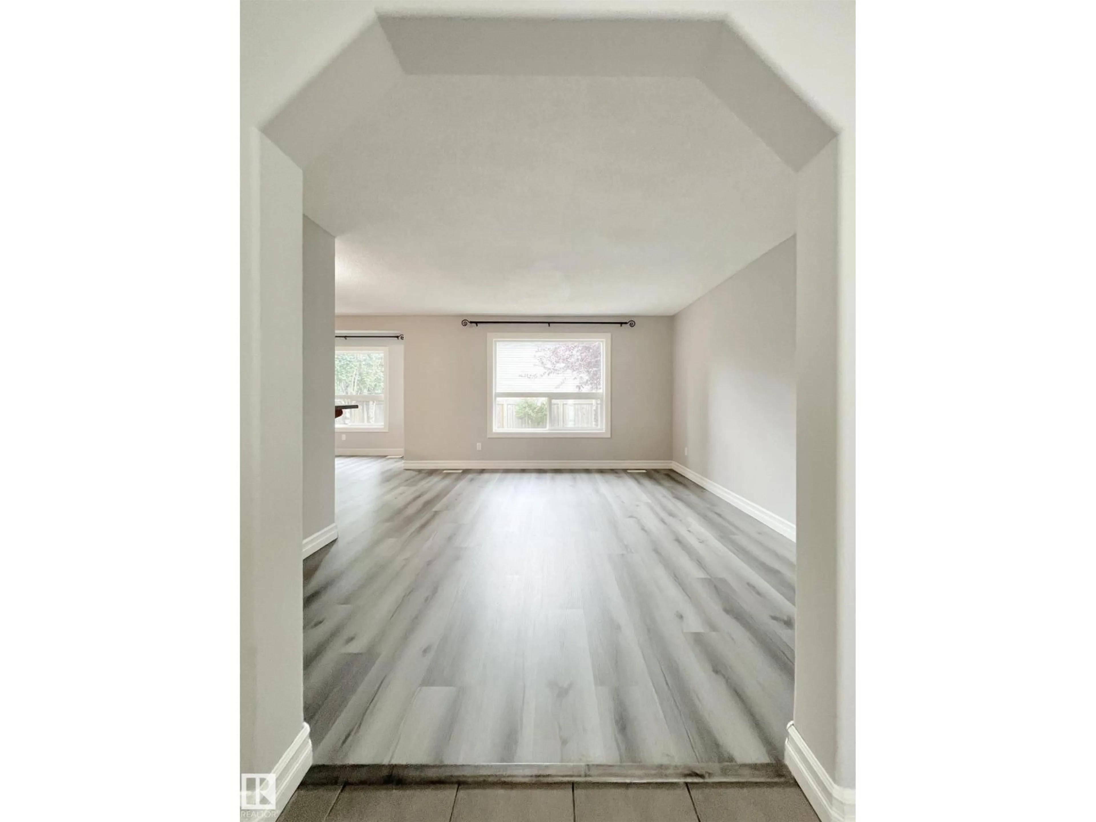 A pic of a room for 11407 167A AV, Edmonton Alberta T5X0A7