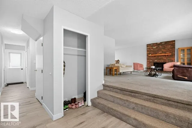 NW - 3205 104A ST, Edmonton 5