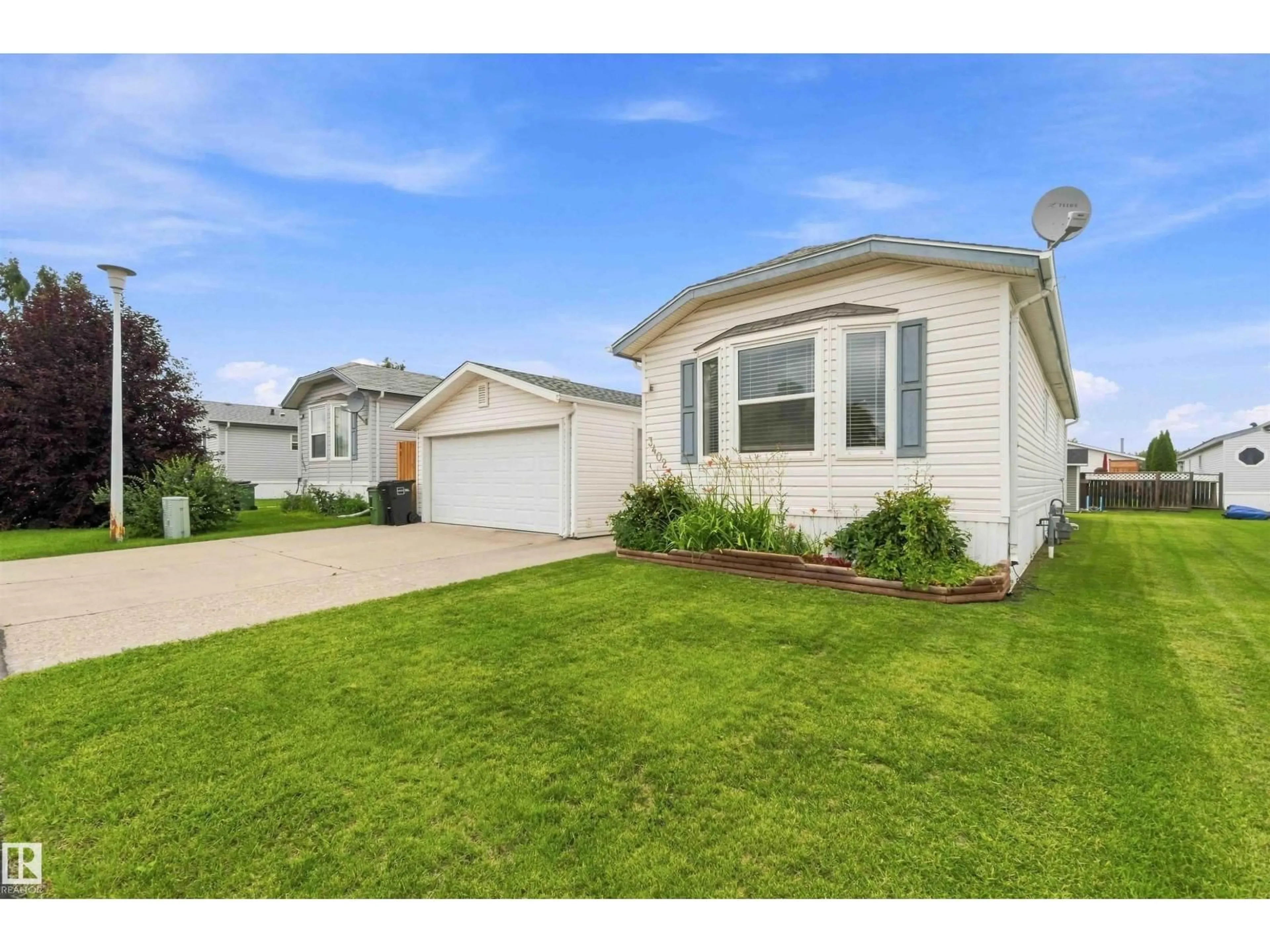 Home with vinyl exterior material, street for 3402 LAKEVIEW PT, Edmonton Alberta T5S2R8
