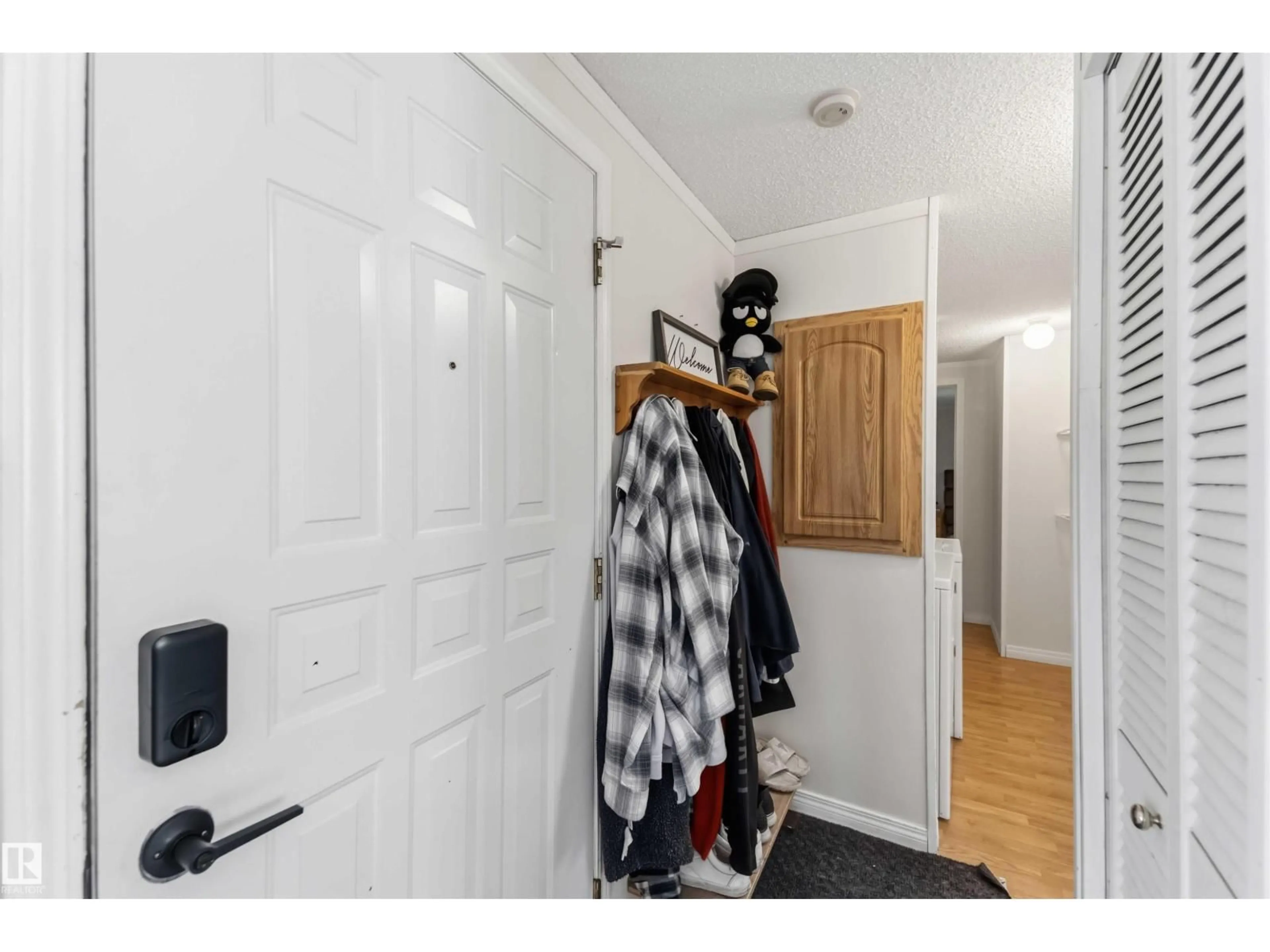 Storage room or clothes room or walk-in closet for 3402 LAKEVIEW PT, Edmonton Alberta T5S2R8
