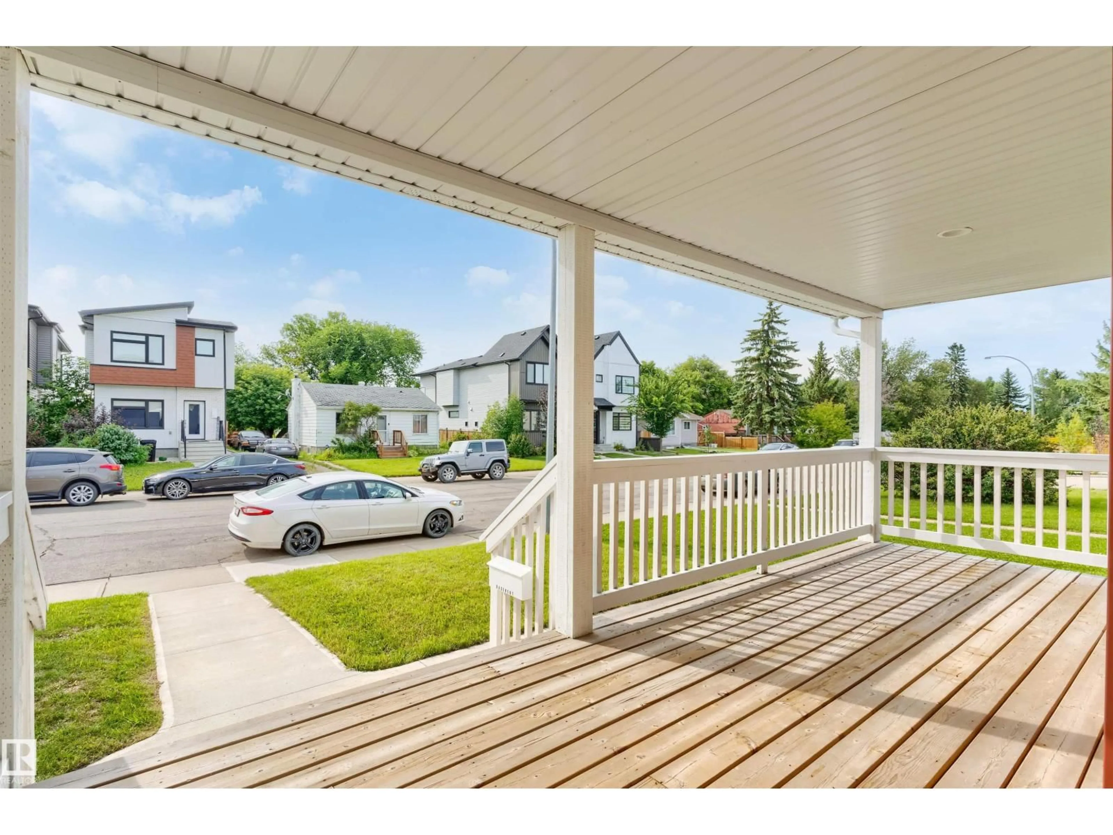 Unknown for NW - 9217 150 ST, Edmonton Alberta T5R1G4