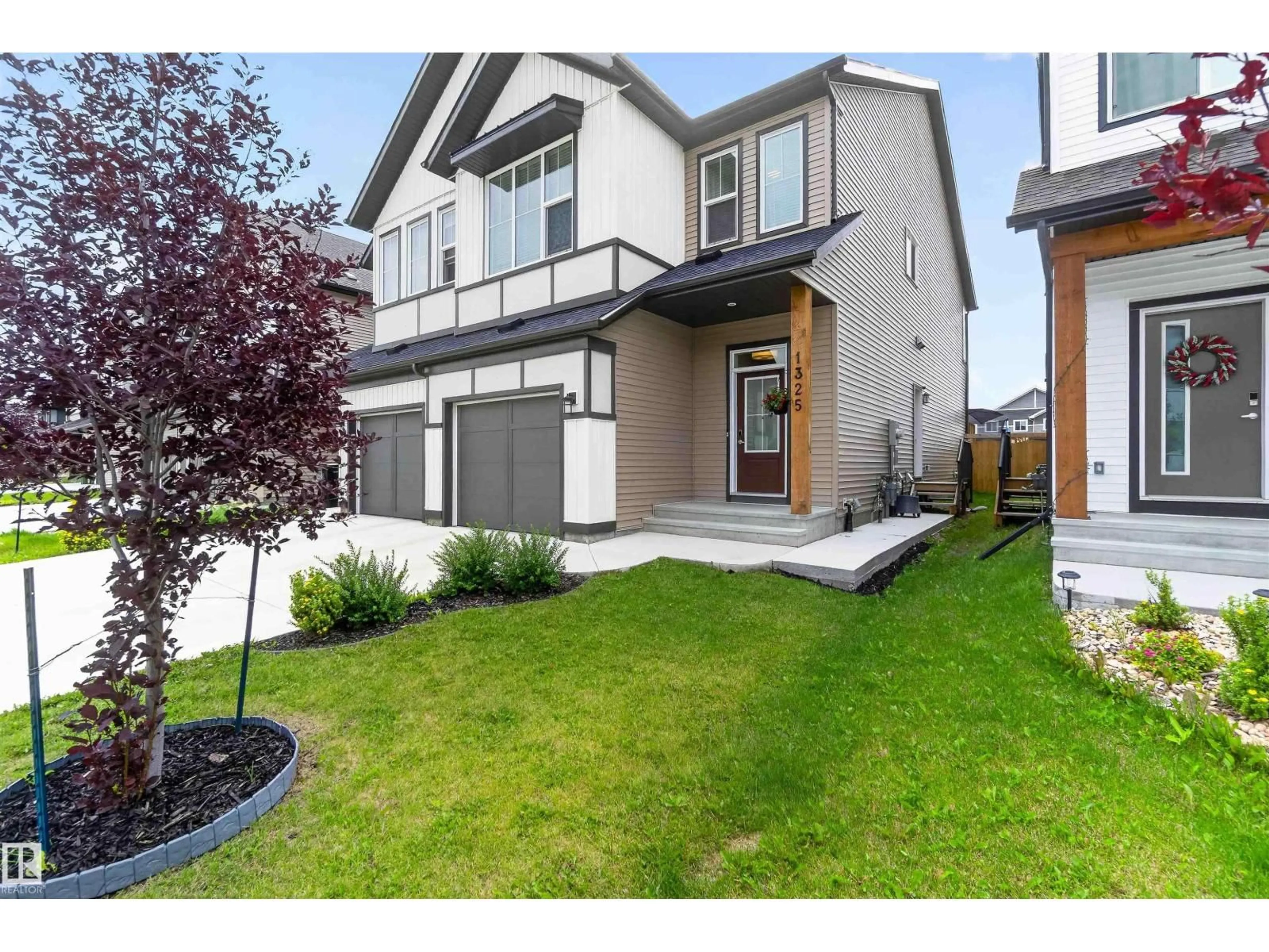 Unknown for 1325 PODERSKY WD, Edmonton Alberta T6W5E4