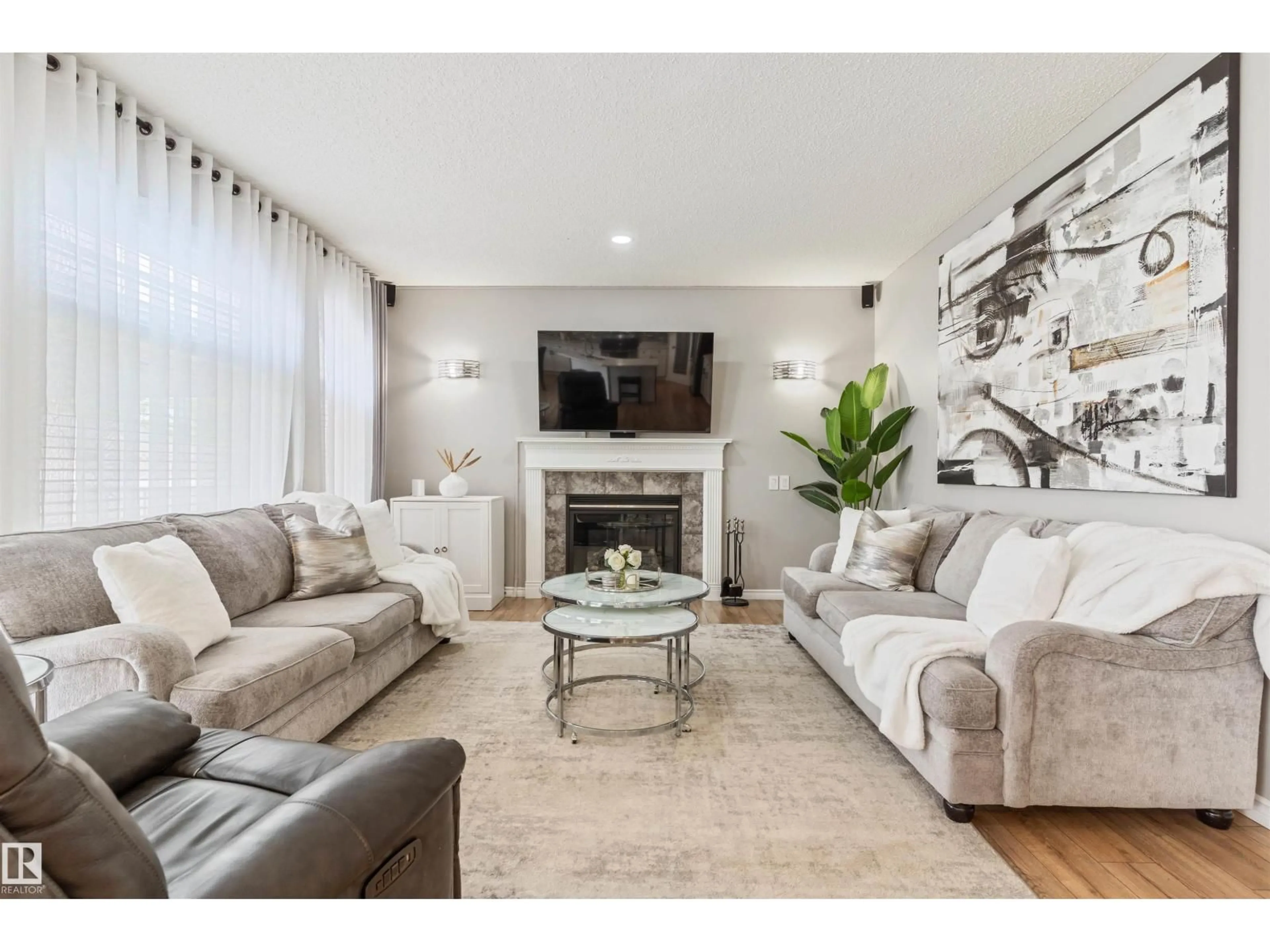 Living room with furniture, unknown for 1235 ORMSBY LN, Edmonton Alberta T5T6R2
