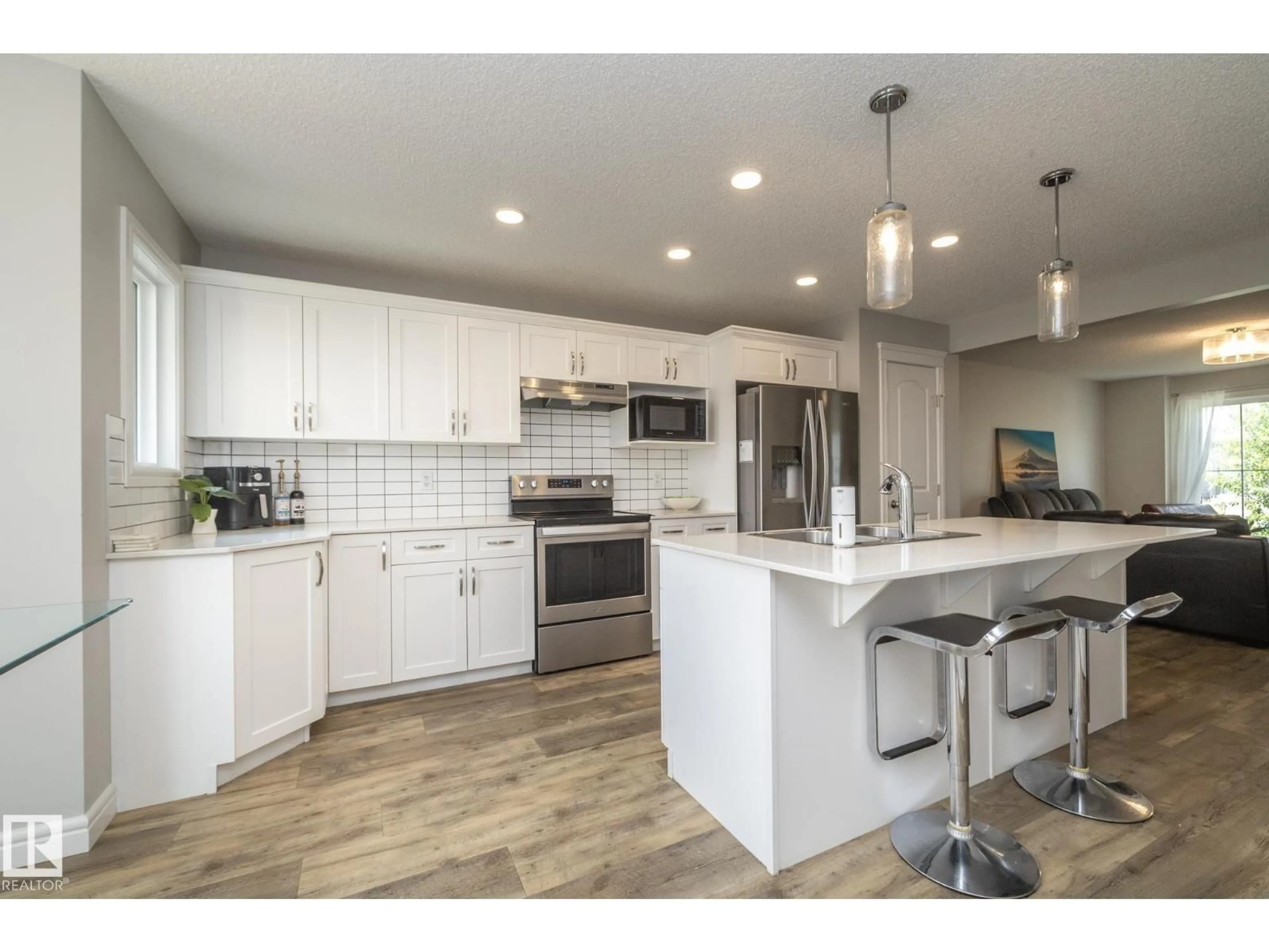 Open concept kitchen, unknown for 803 SECORD BV, Edmonton Alberta T5T7K2