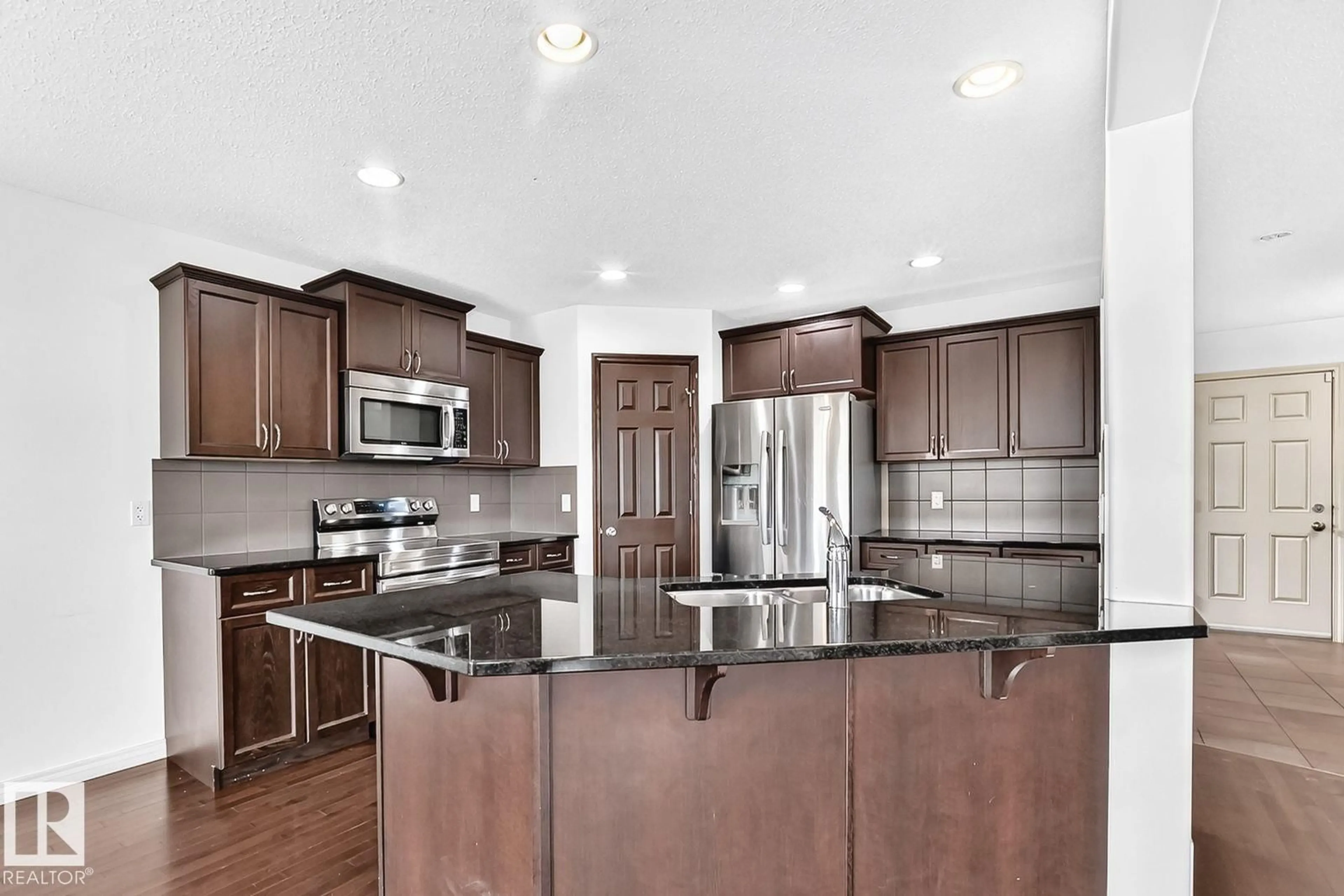 Open concept kitchen, unknown for 217 SILVERSTONE CR, Stony Plain Alberta T7Z0E8