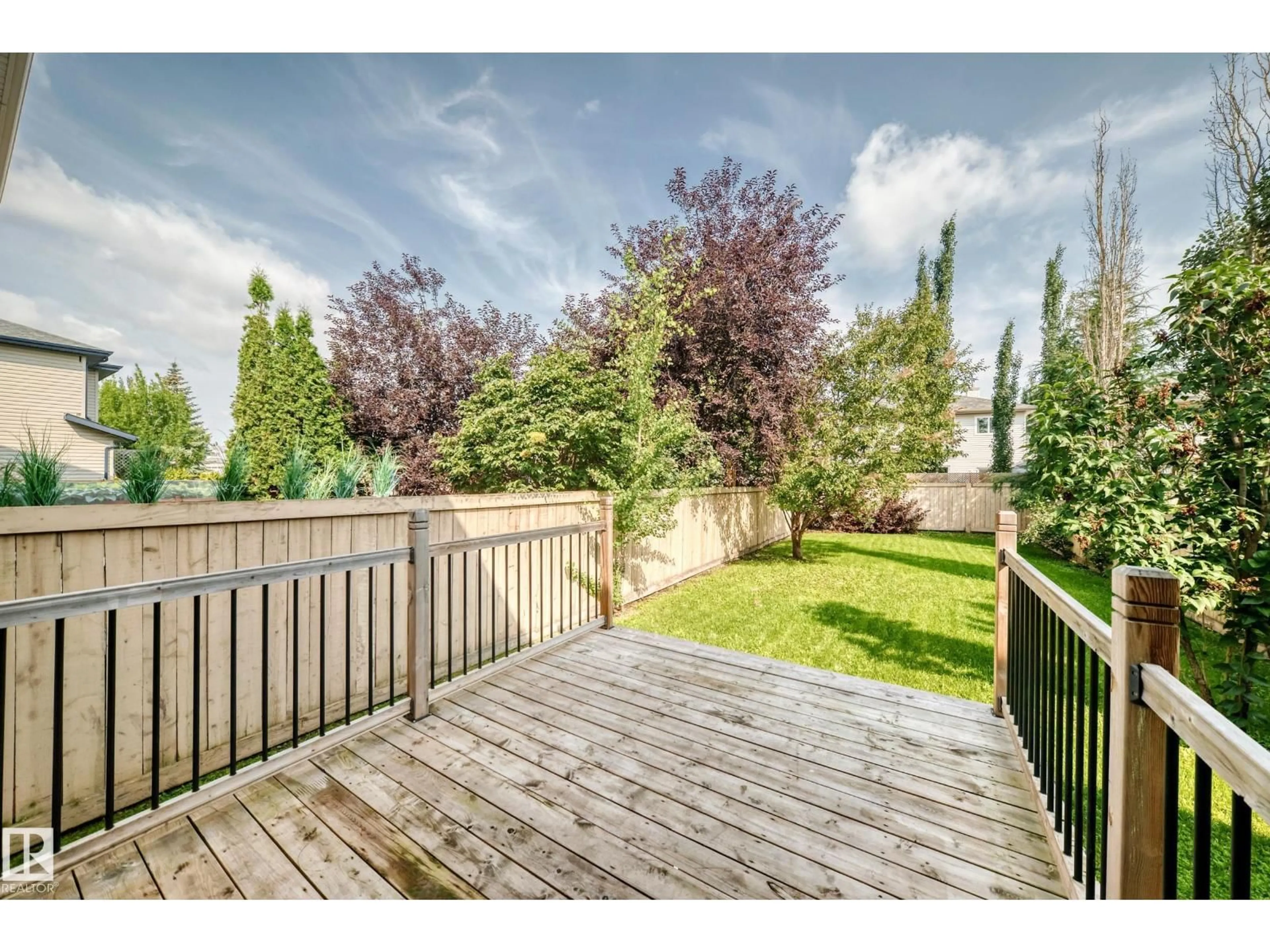 Patio, unknown for 11432 169 AV, Edmonton Alberta T5X6G7