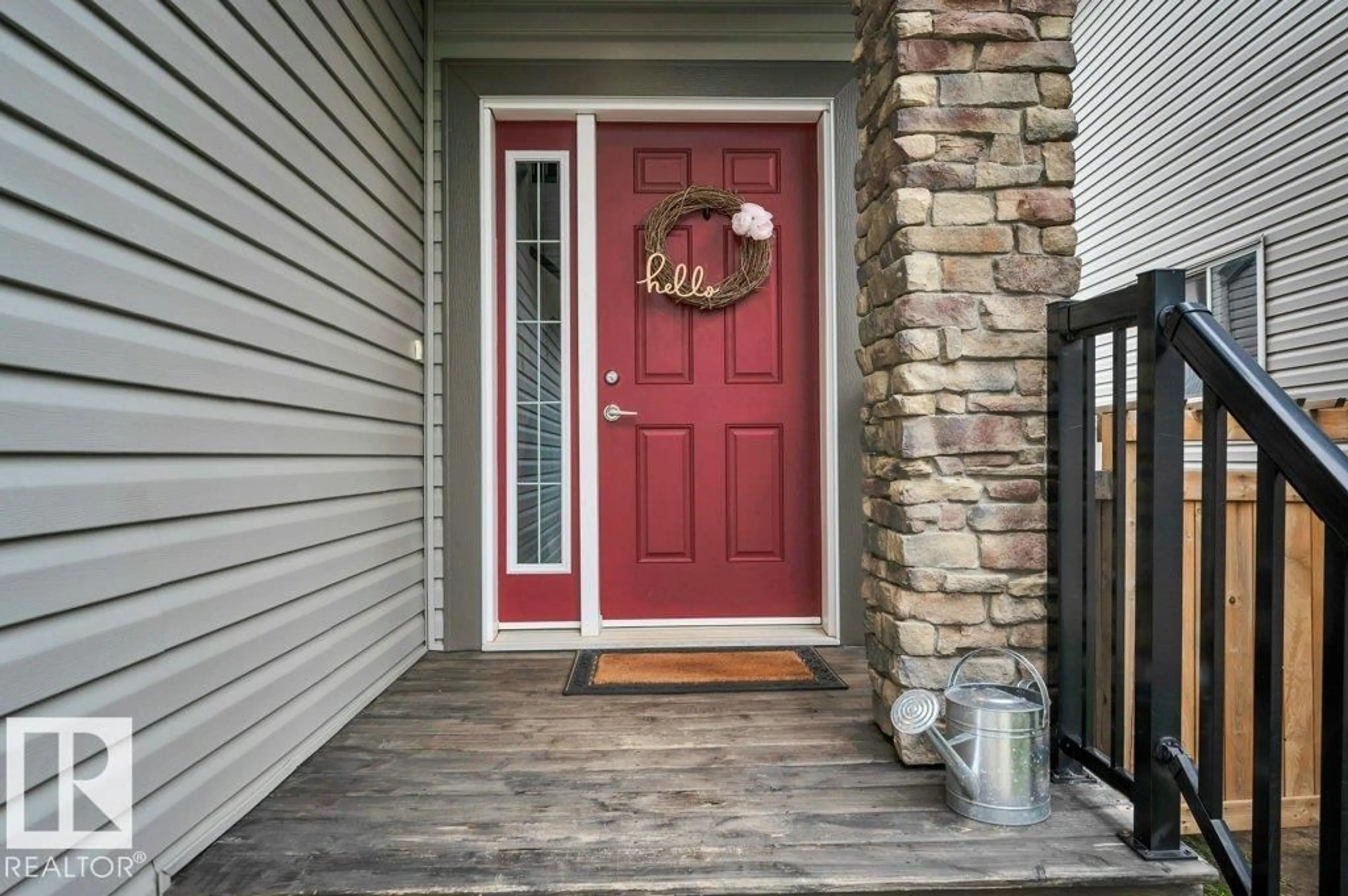 Indoor entryway for 201 WESTBROOK WD, Fort Saskatchewan Alberta T8L0L7
