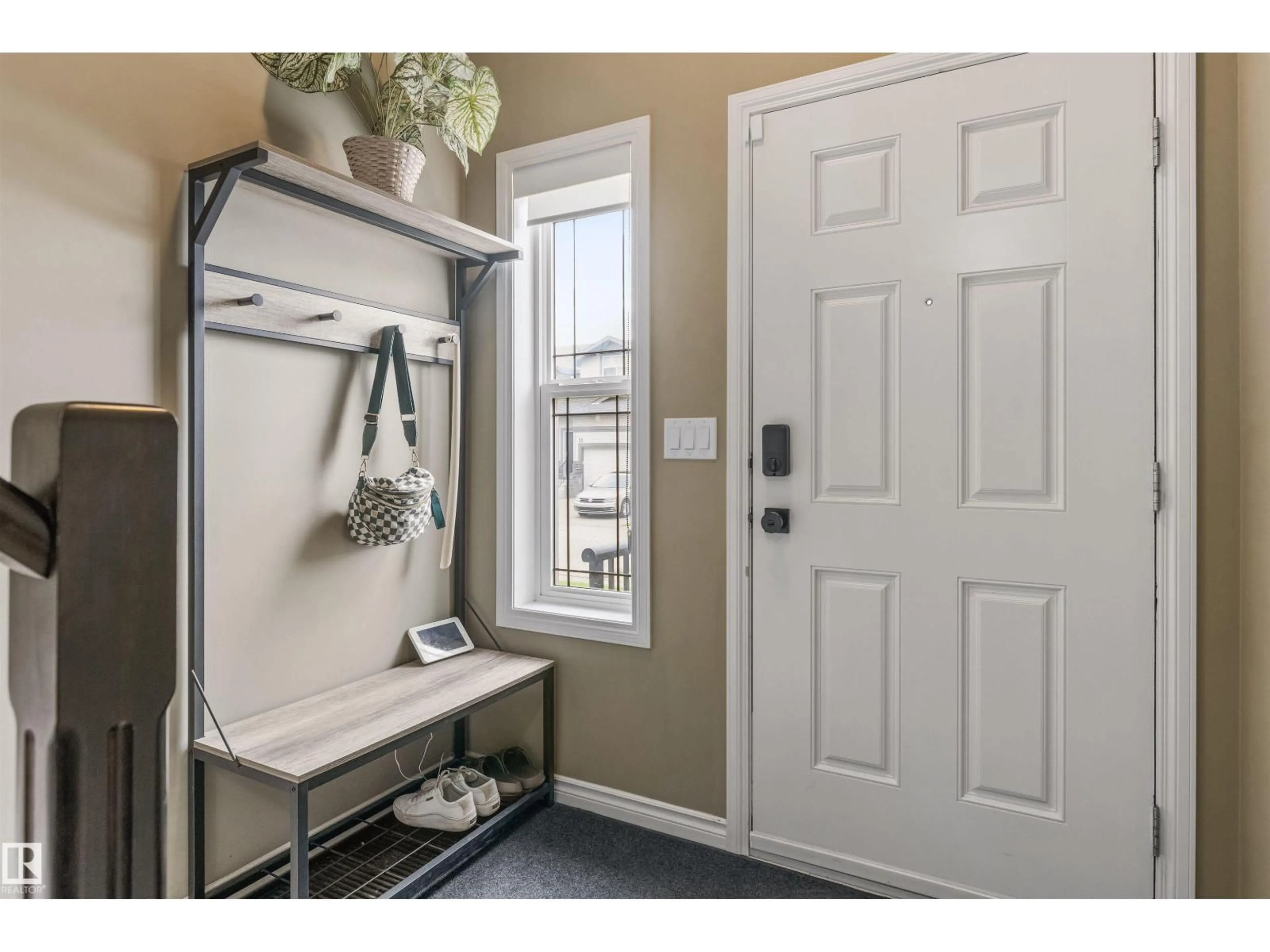 Indoor entryway for #8 - 9511 102 AV, Morinville Alberta T8R0C6