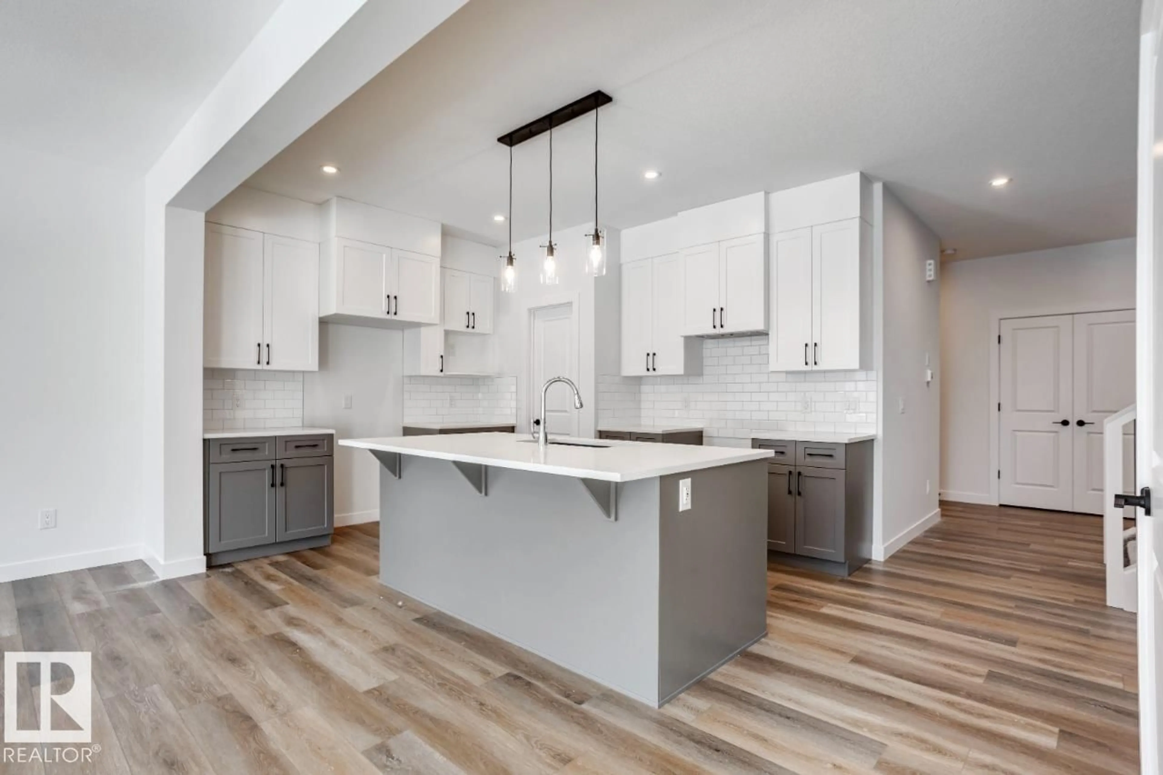 Open concept kitchen, unknown for 33 AXELWOOD CR, Spruce Grove Alberta T7X0Y3