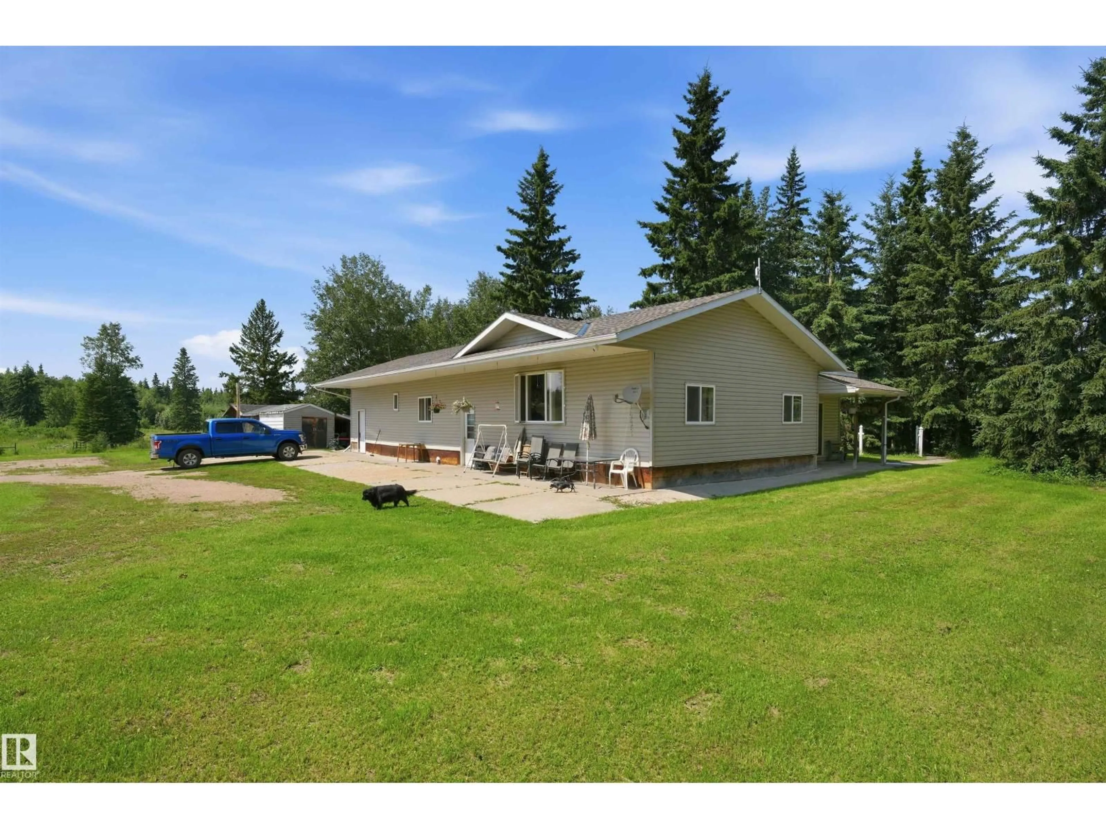 A pic from outside/outdoor area/front of a property/back of a property/a pic from drone, unknown for 60104 RGE ROAD 240A, Rural Westlock County Alberta T0G0P0