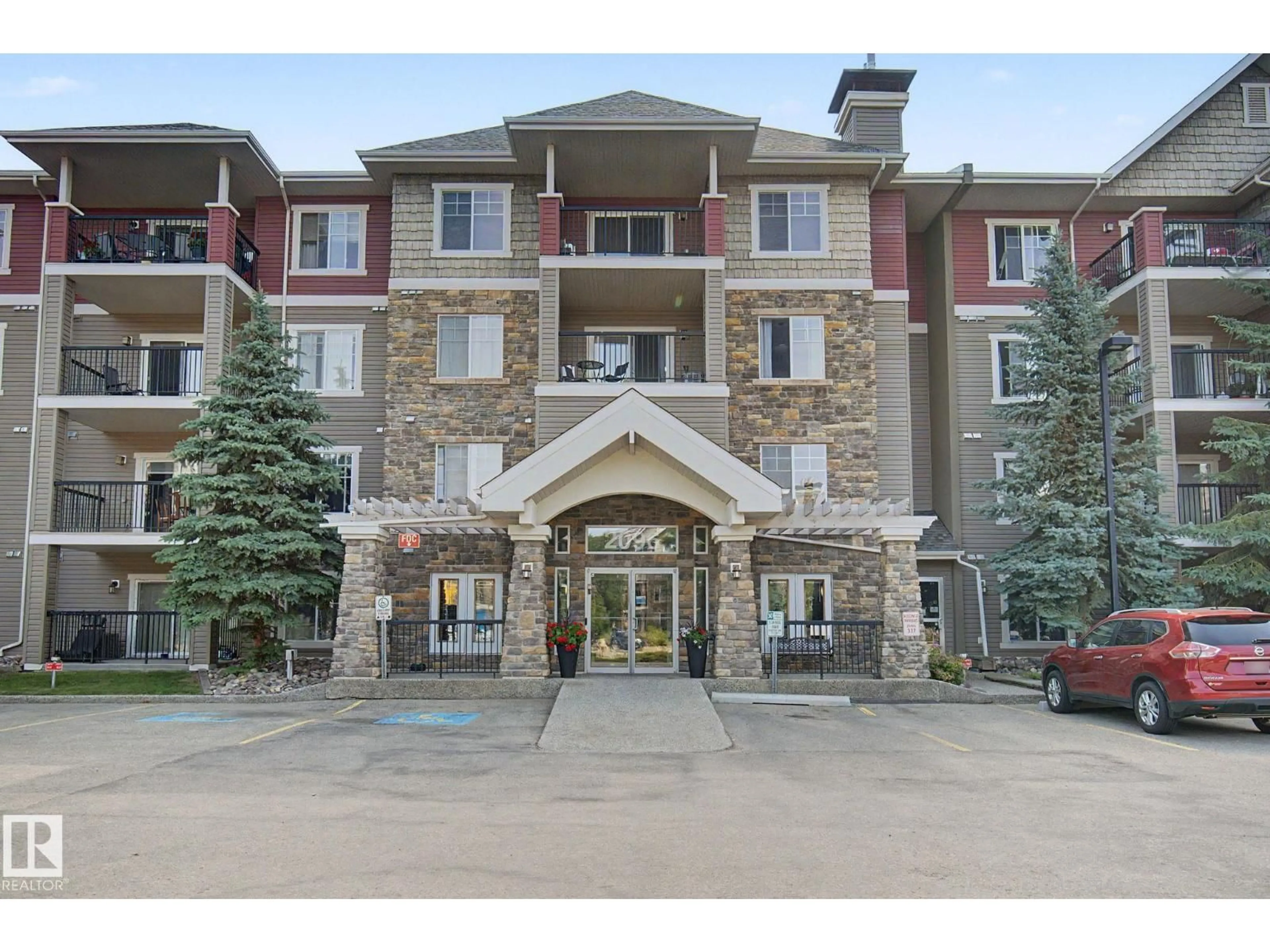 Indoor foyer for 252 - 2096 BLACKMUD CREEK DR, Edmonton Alberta T6W0G1