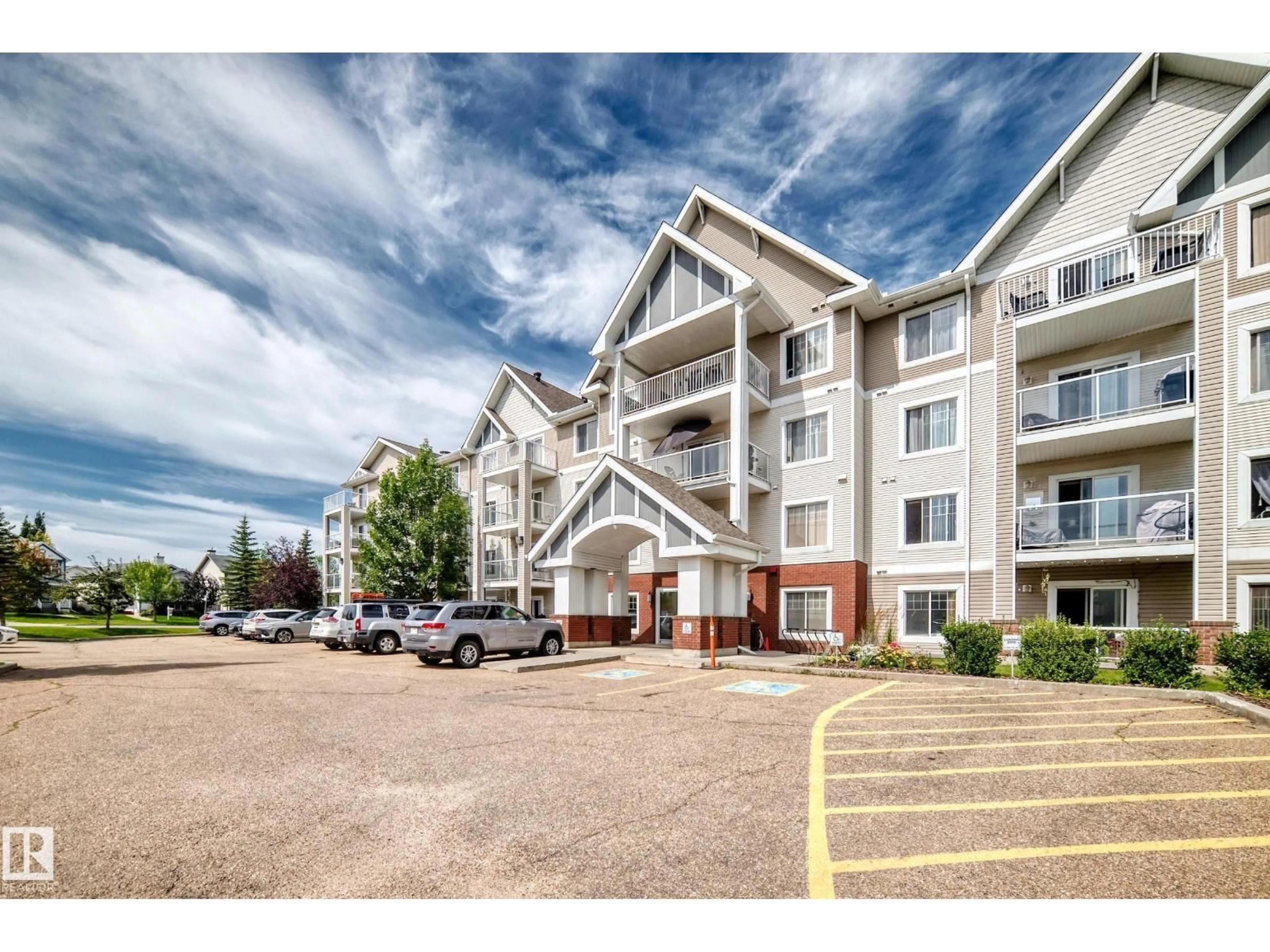 Unknown for #301 - 13830 150 AV NW, Edmonton Alberta T6V1X2