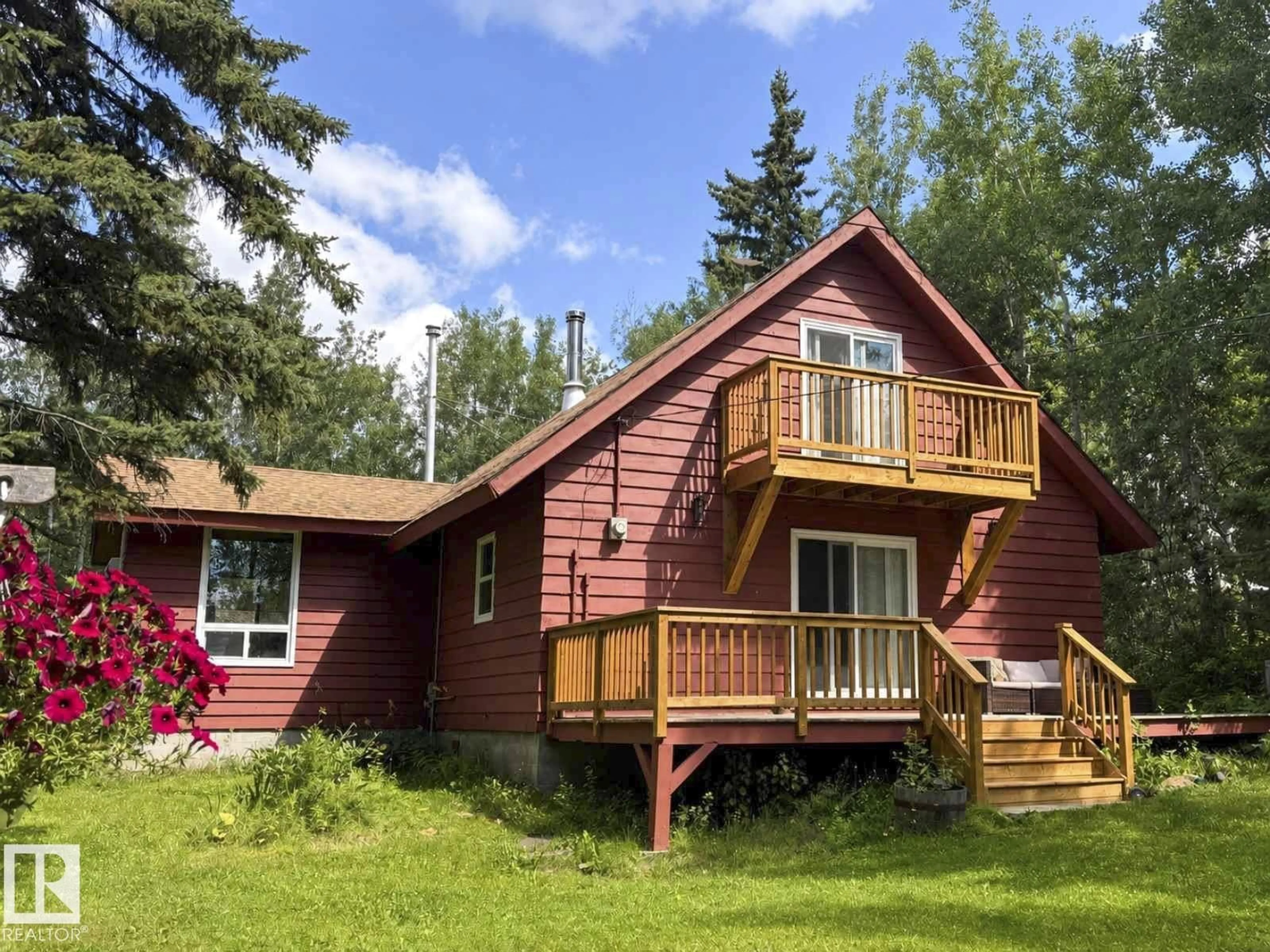 Home with vinyl exterior material, unknown for 1010 47402 RGE RD 13, Rural Leduc County Alberta T0C2P0