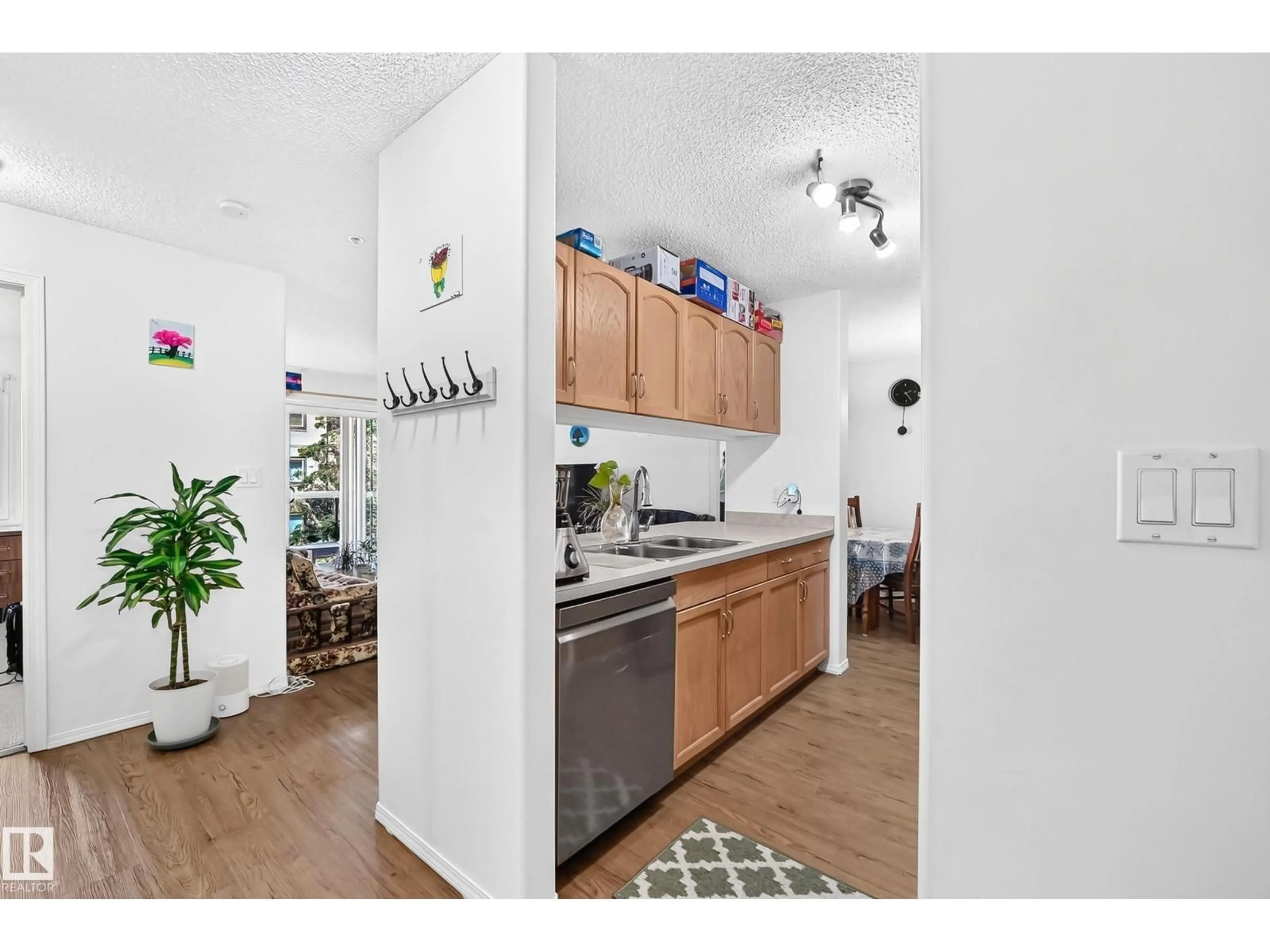 Standard kitchen, unknown for #324 - 279 SUDER GREENS DR, Edmonton Alberta T5T6X6