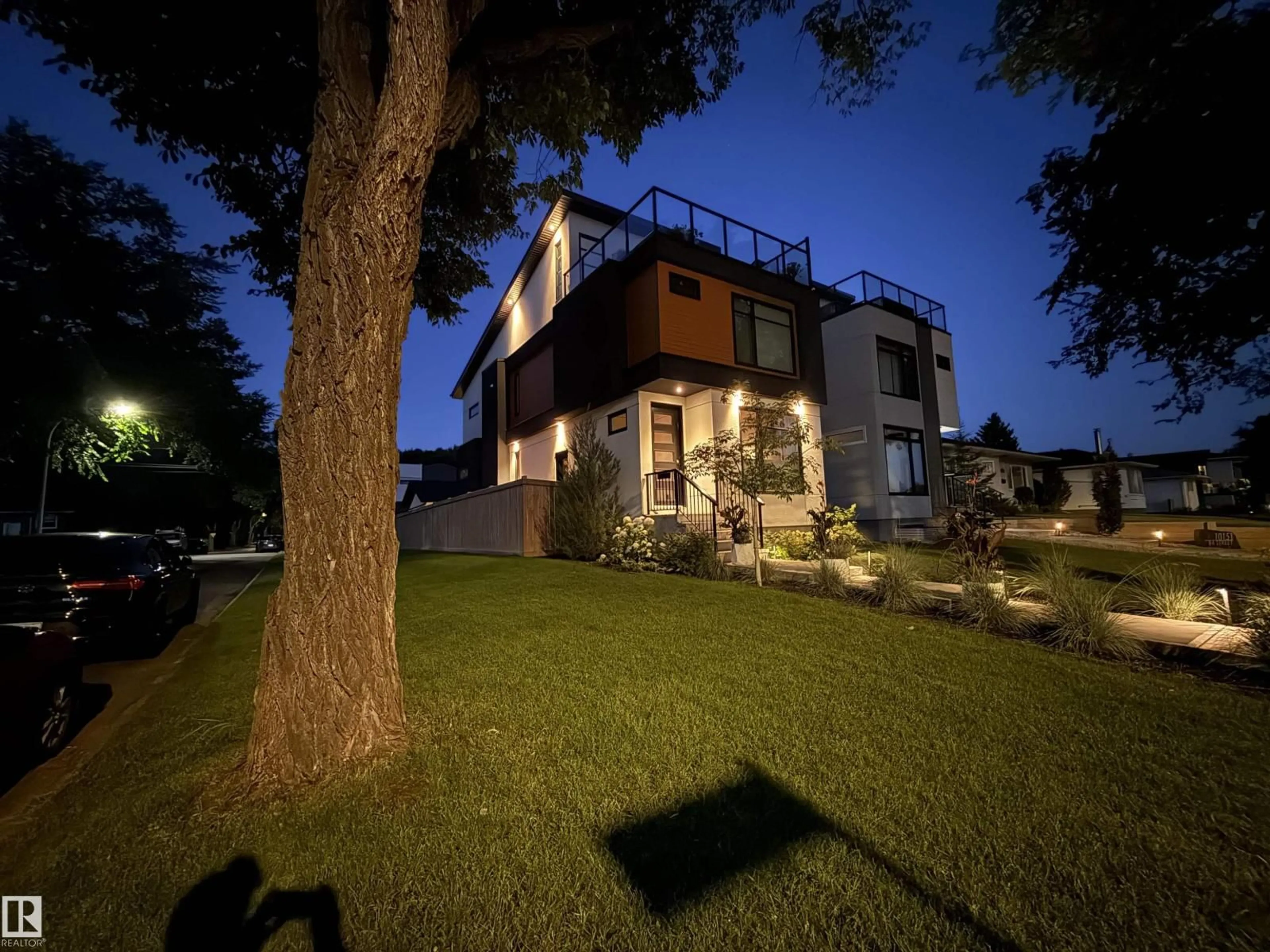 Home with brick exterior material, building for NW - 10155 84 ST, Edmonton Alberta T6A3P9