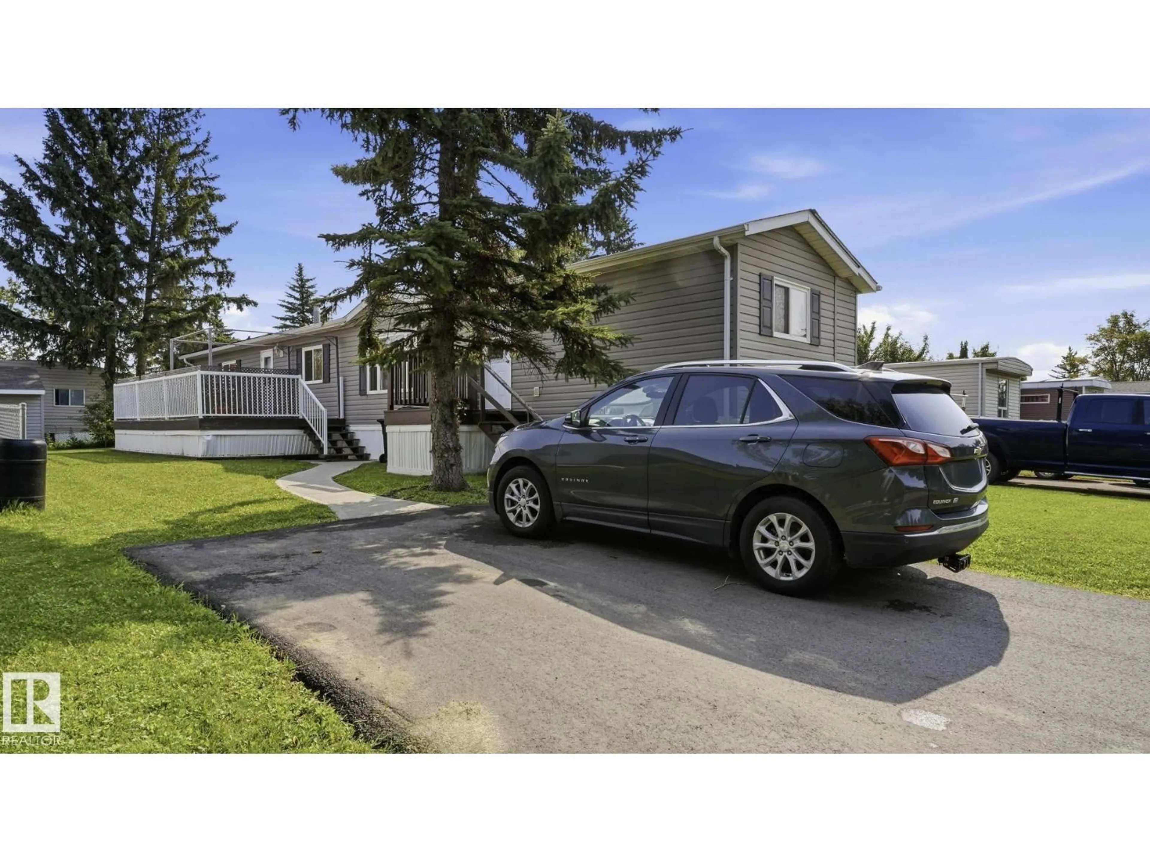 Home with vinyl exterior material, street for NW - 44 KEYHOLE CR, Edmonton Alberta T6P1B7