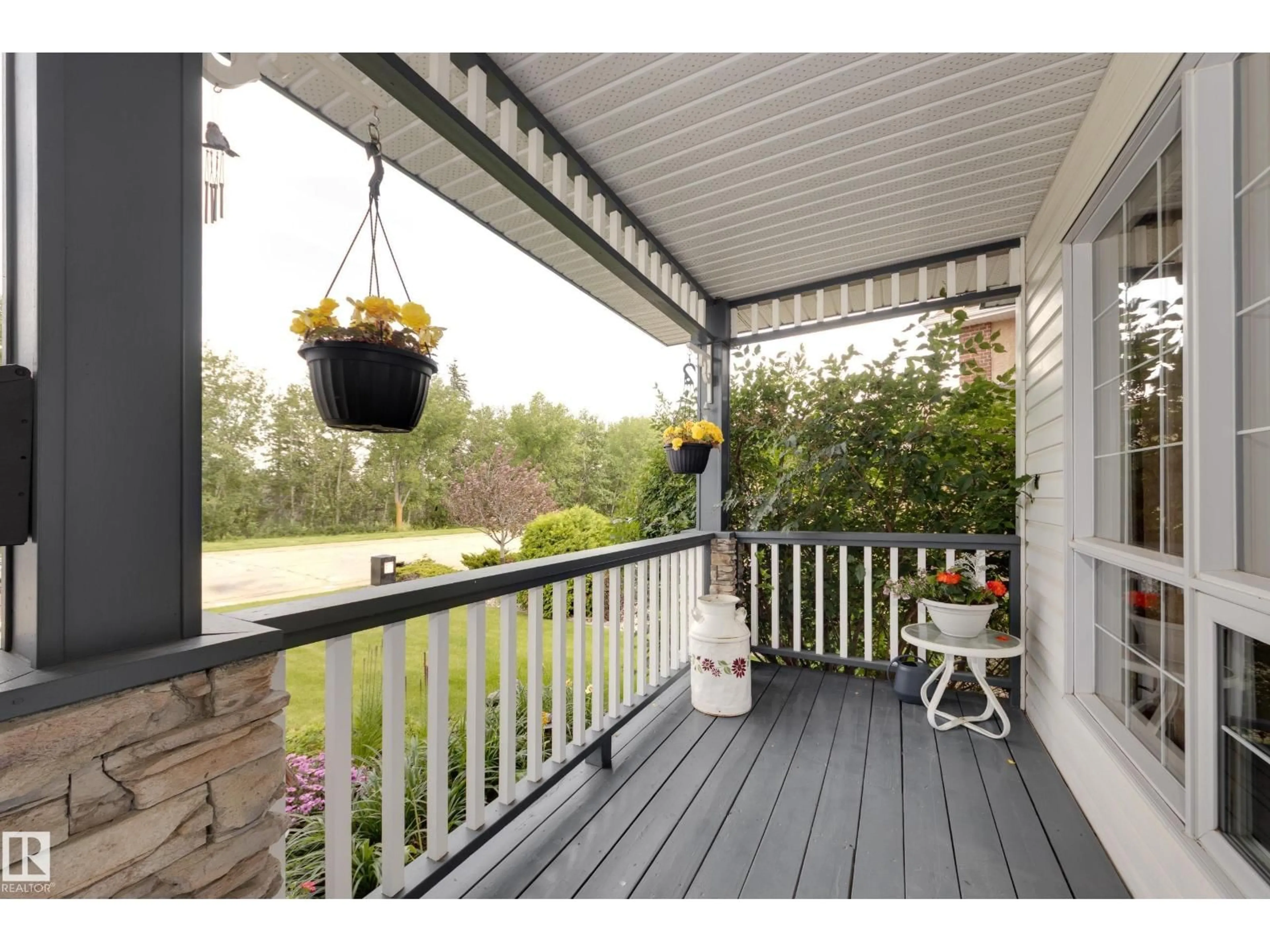 Patio, street for 11503 15 AV, Edmonton Alberta T6J7B8