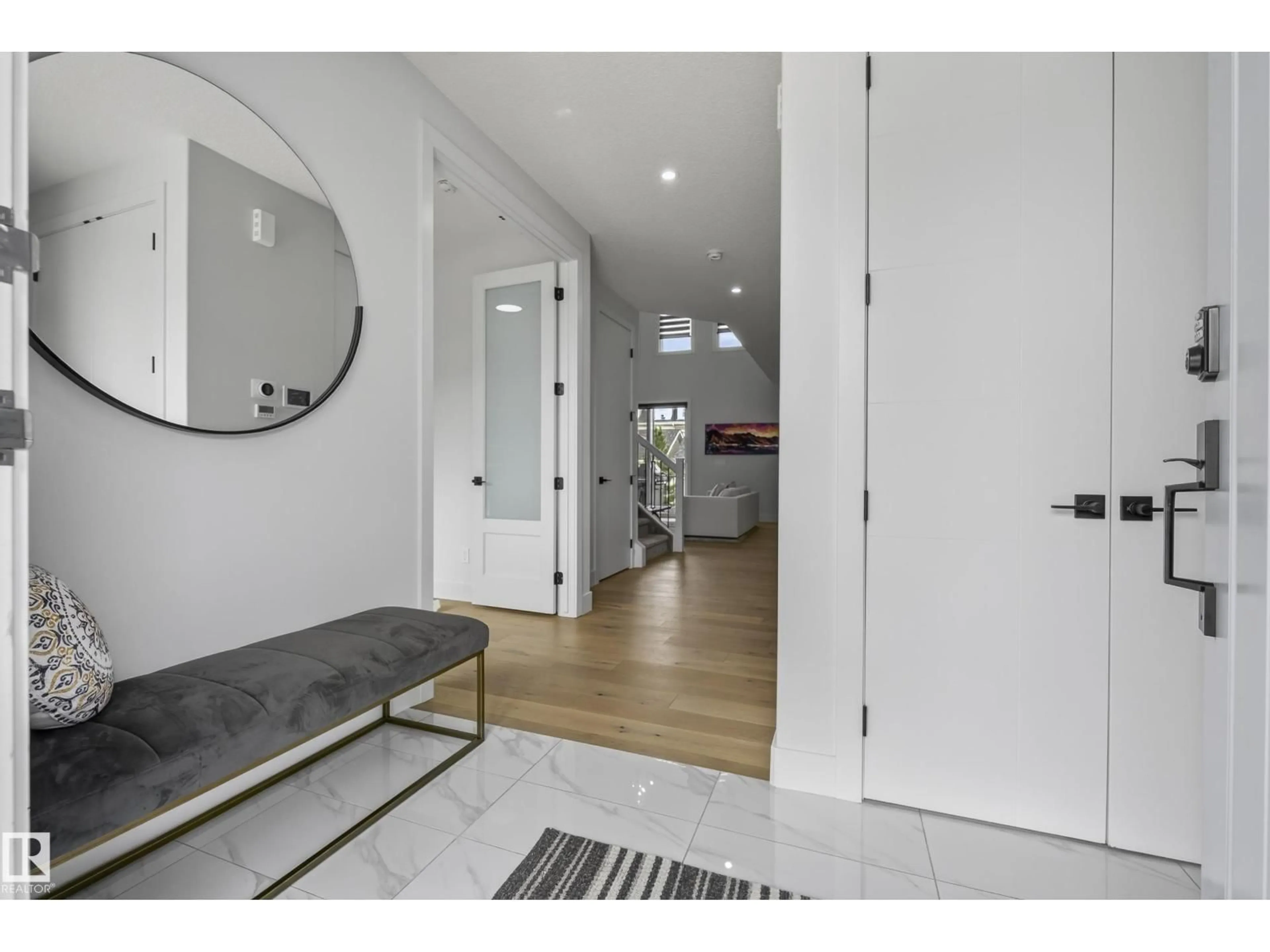 Indoor entryway for 7314 MORGAN RD, Edmonton Alberta T5E6V5