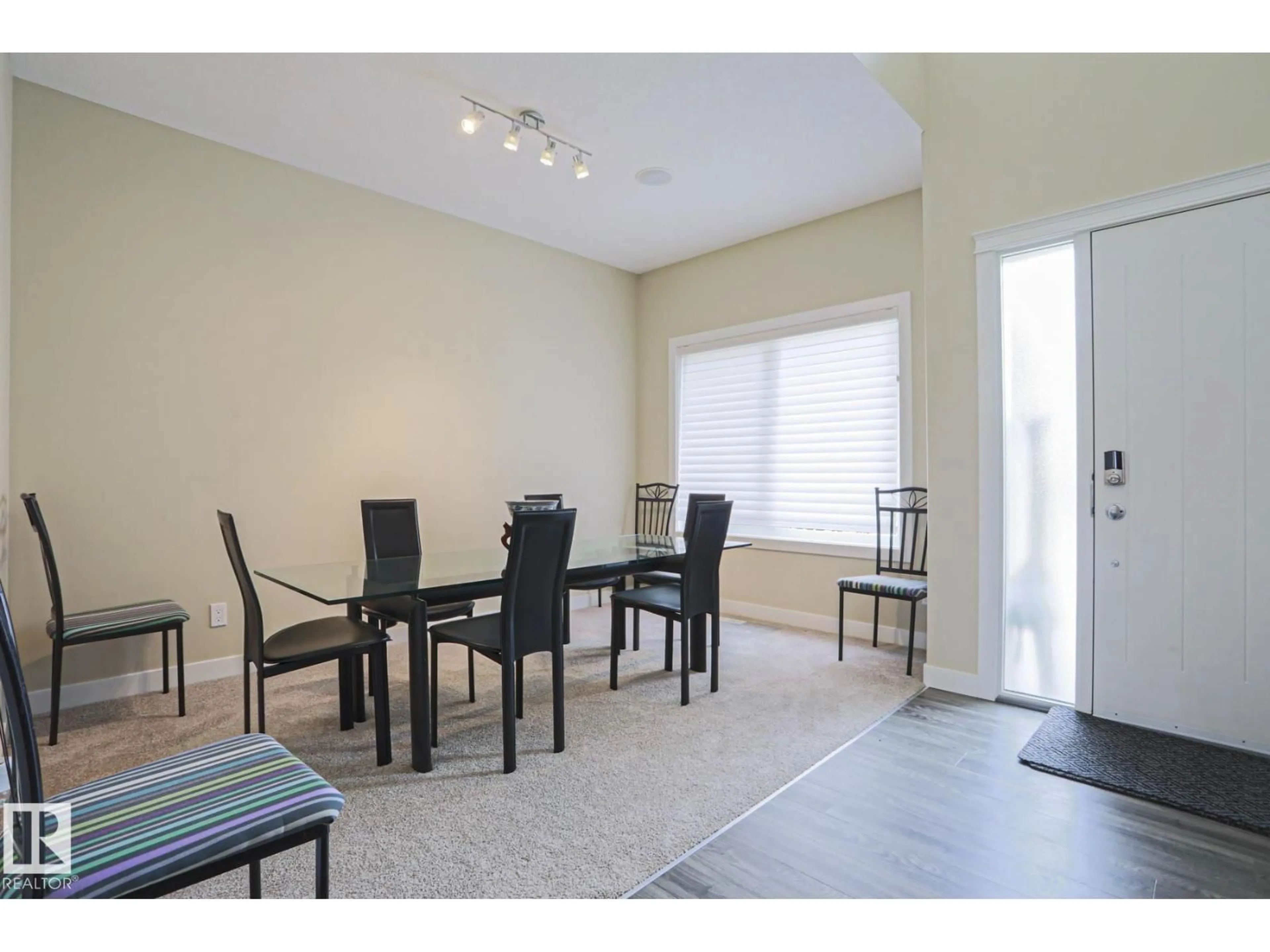 Unknown for 16 8132 217 ST NW, Edmonton Alberta T5T4S1