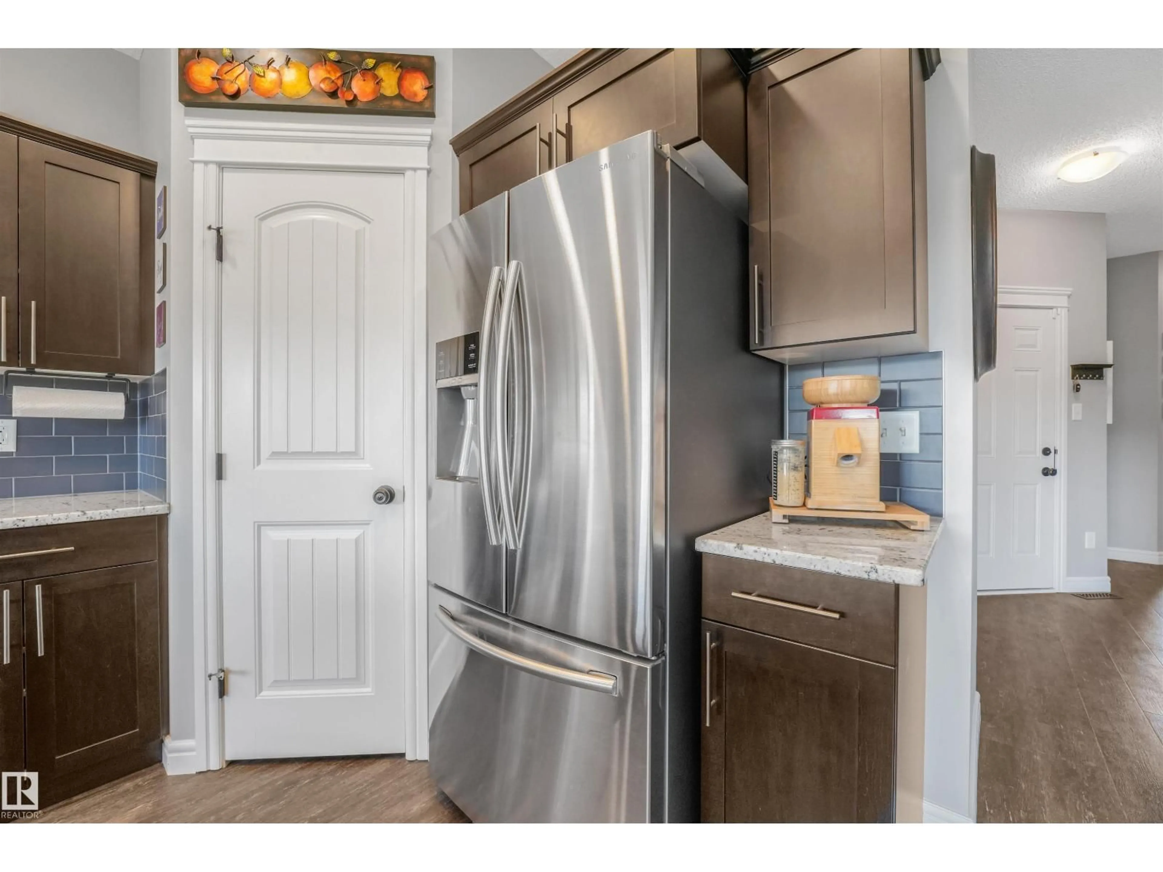 Standard kitchen, unknown for NW - 17107 38 ST, Edmonton Alberta T5Y3R8