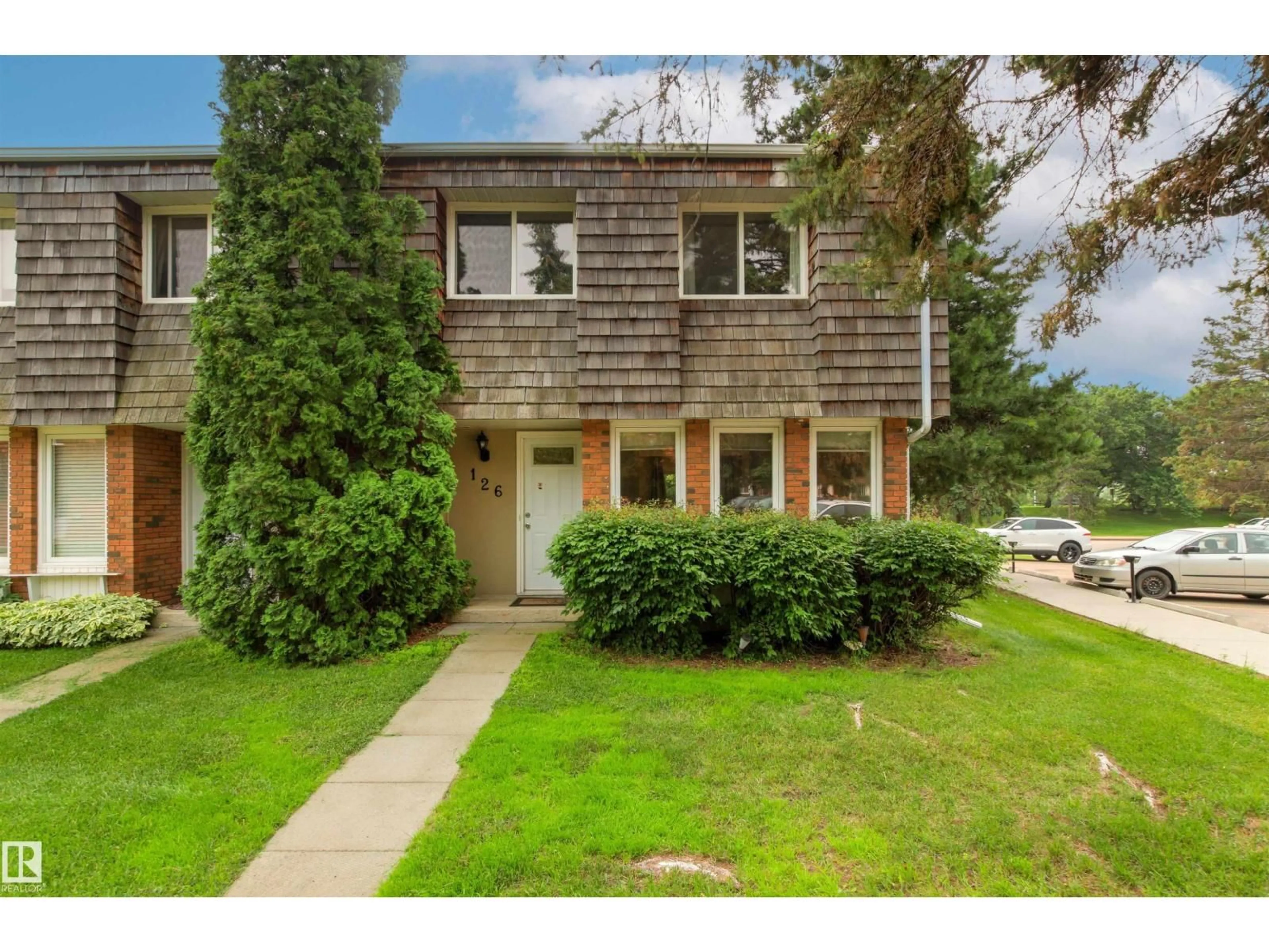 Unknown for 126 GREAT OAKS OA, Sherwood Park Alberta T8A0V8