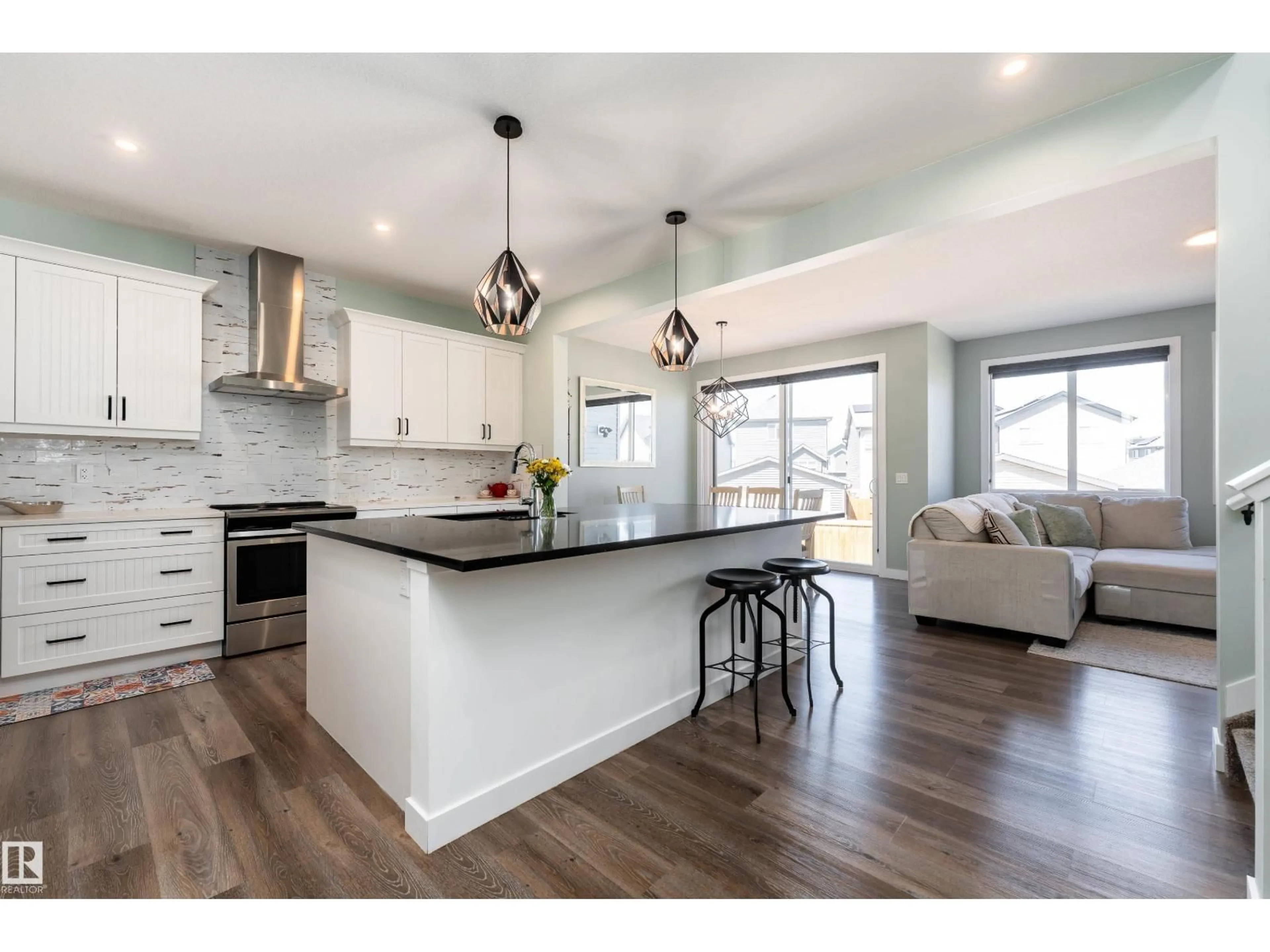 Open concept kitchen, unknown for 1450 DARBY GREEN SW, Edmonton Alberta T6W4N5