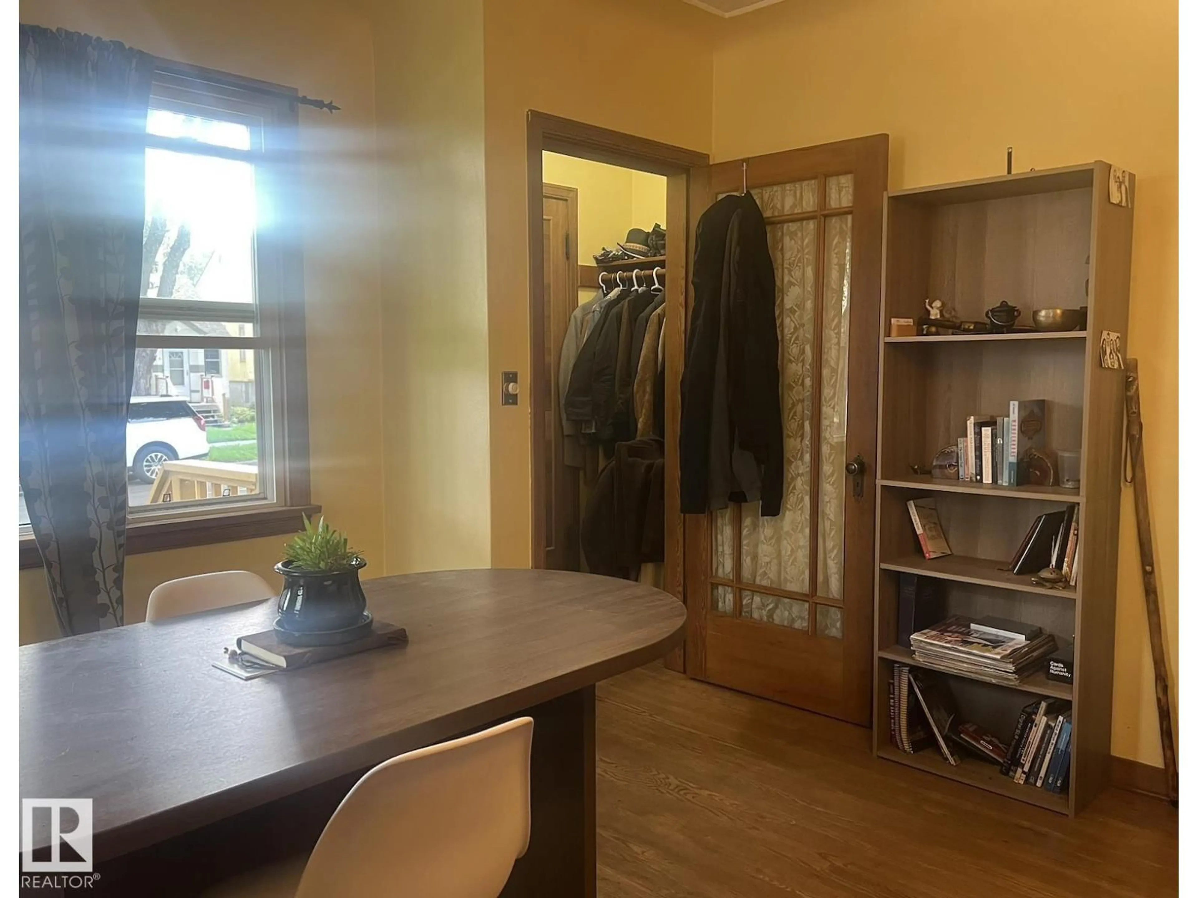 A pic of a room for 9828 84 AV, Edmonton Alberta T6E2G2