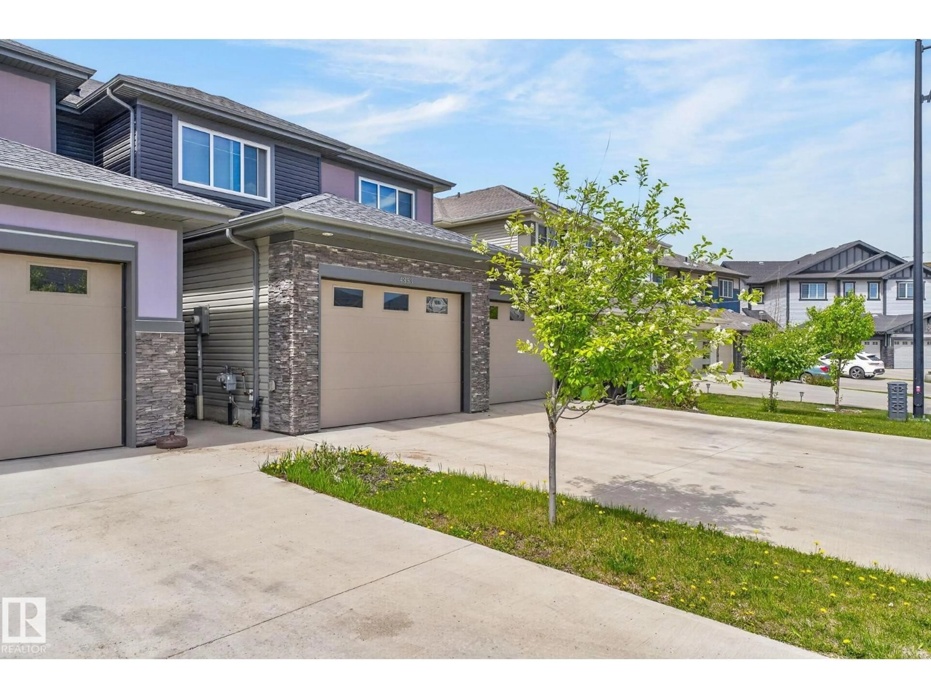 Unknown for 4853 ALWOOD PT, Edmonton Alberta T6W4N1